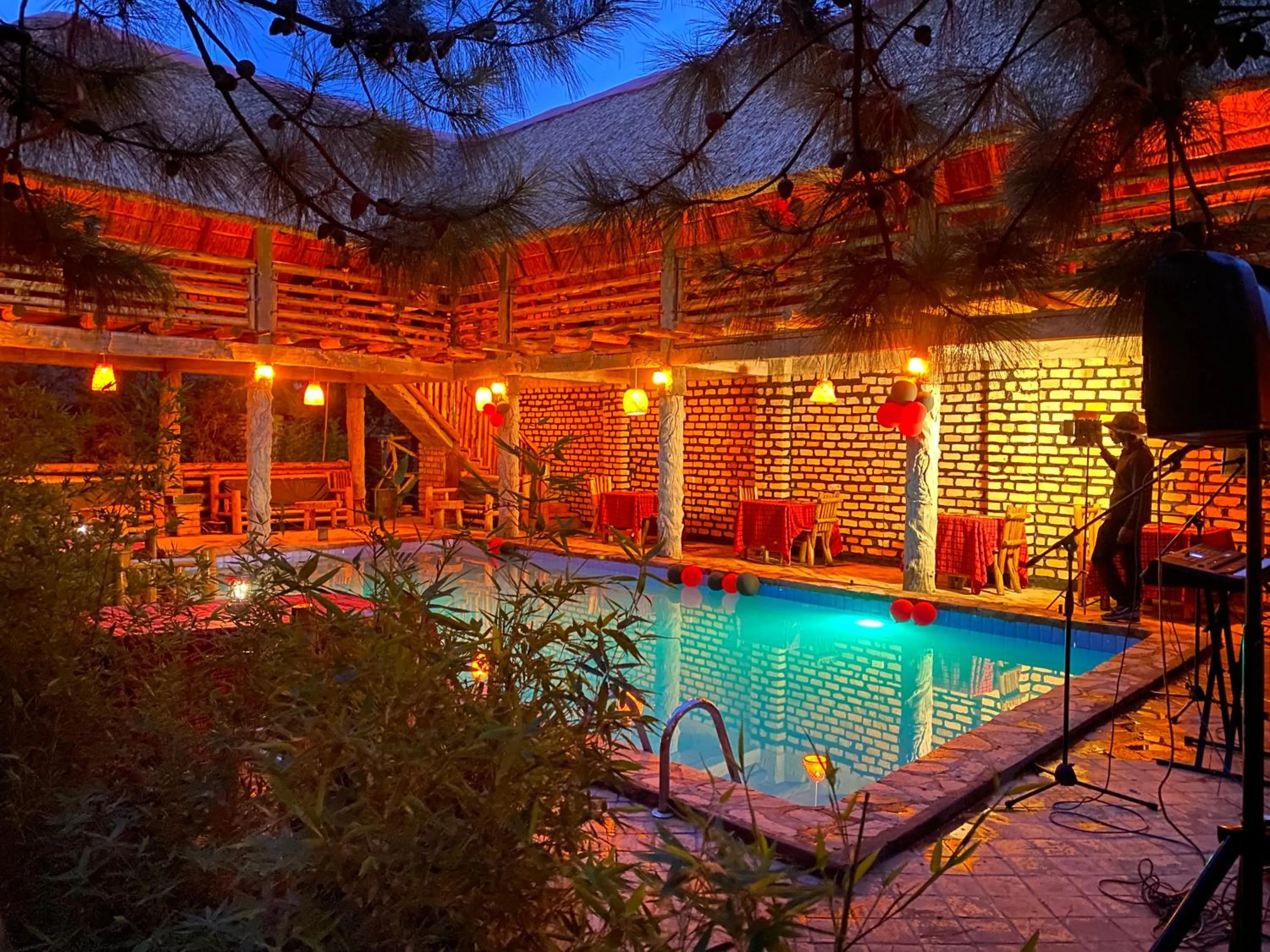 Swimming pool in Elite Backpackers Services