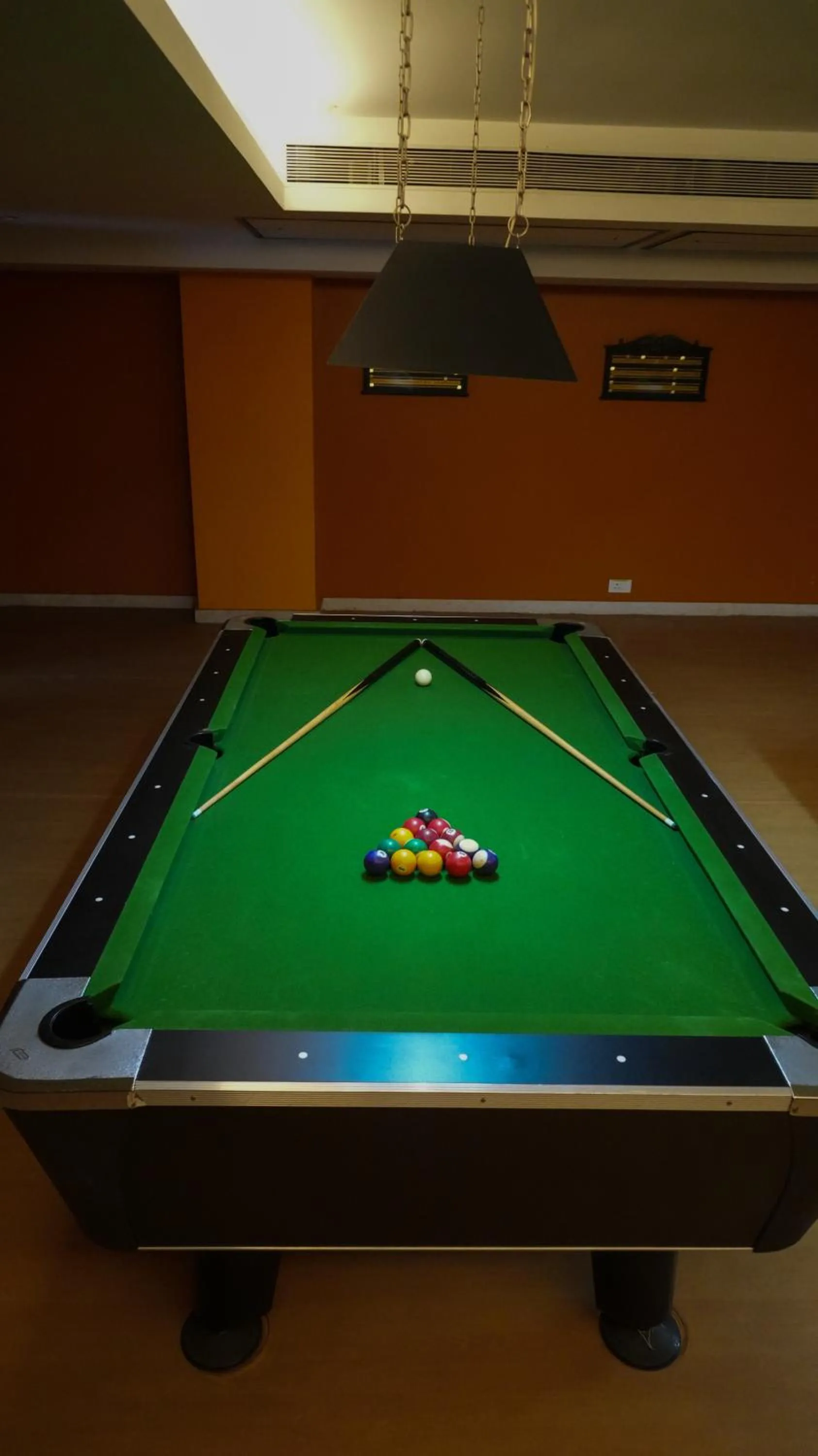 Sports in Club Emerald