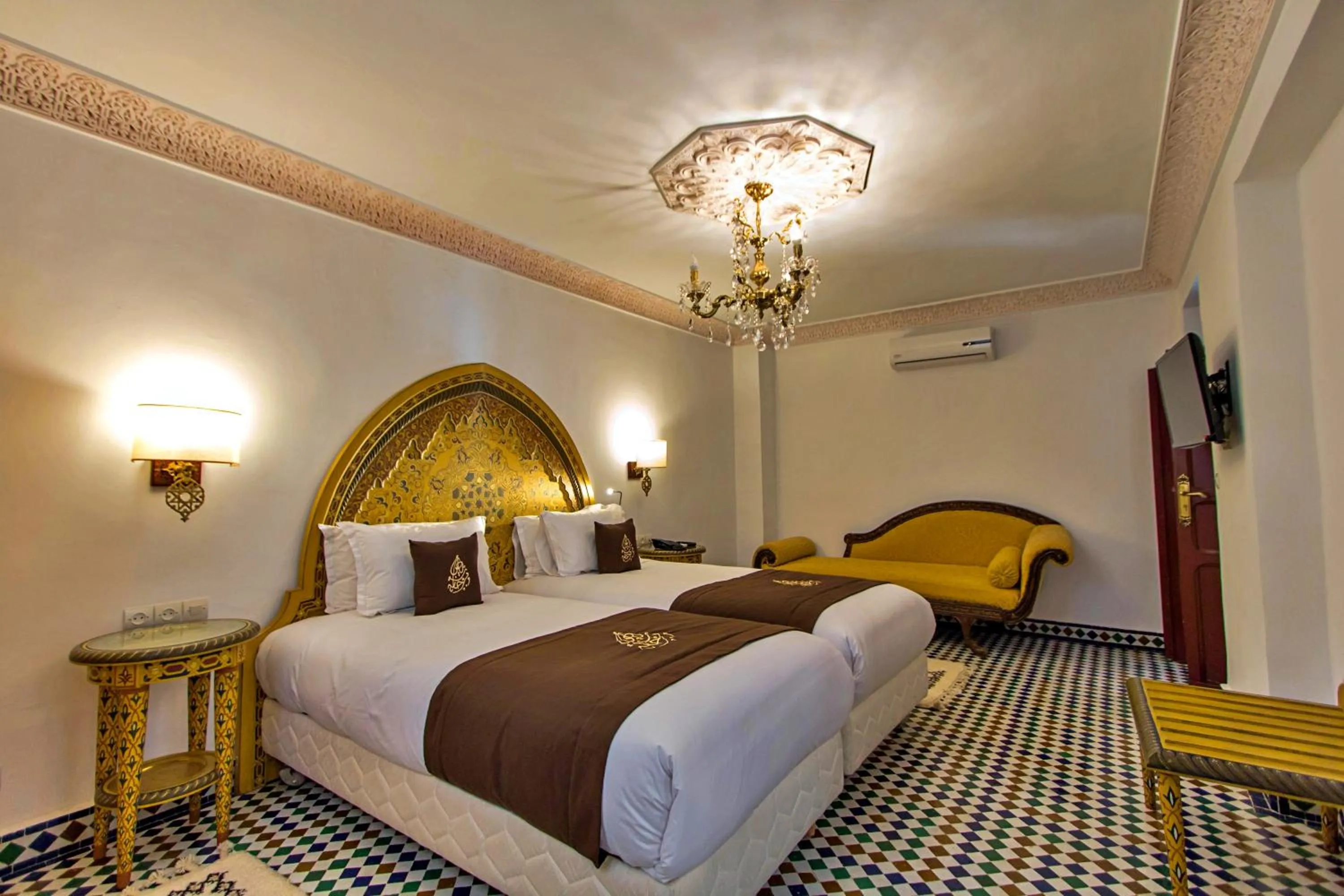 Bed in Riad Marjana suites & Spa