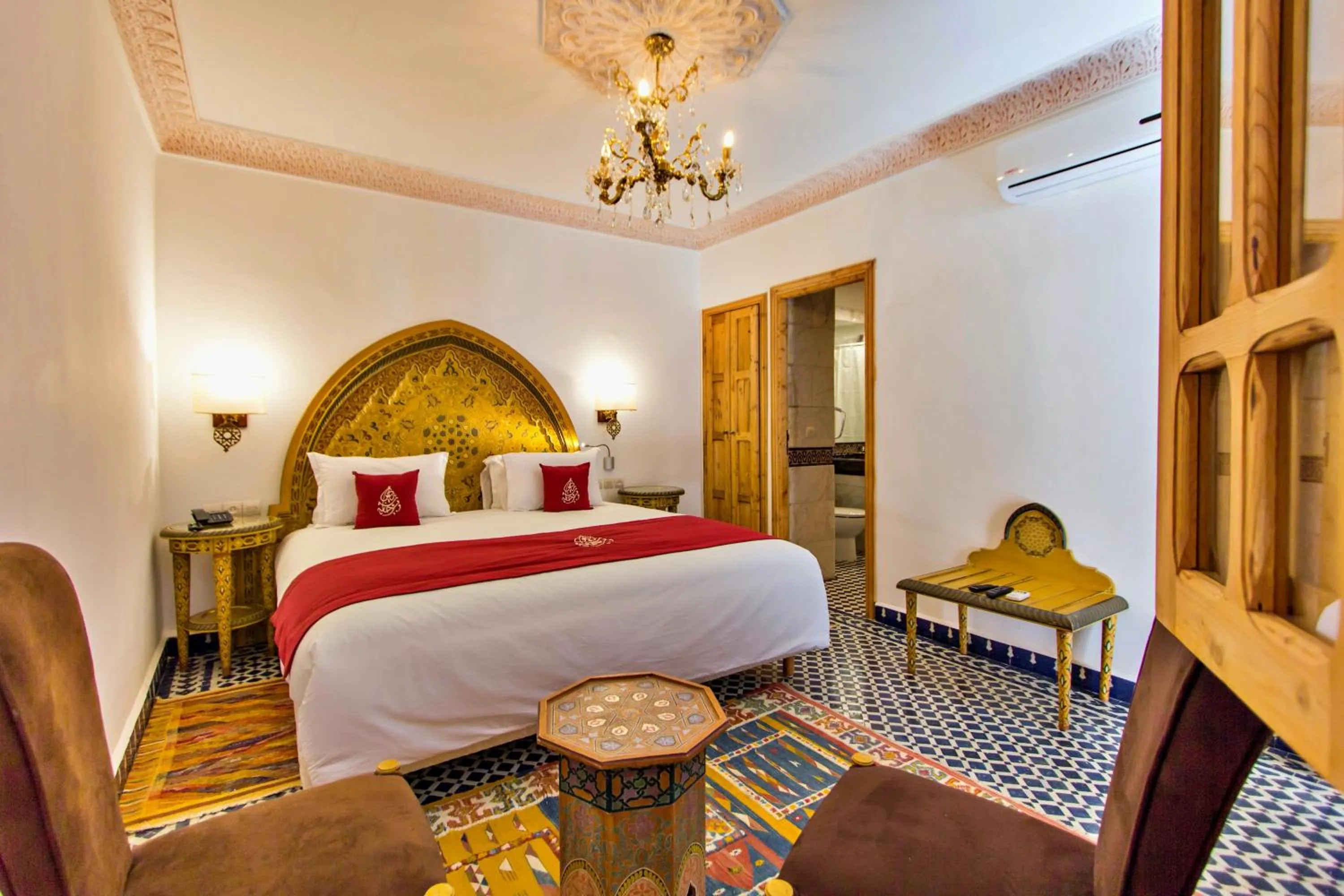 Bed in Riad Marjana suites & Spa