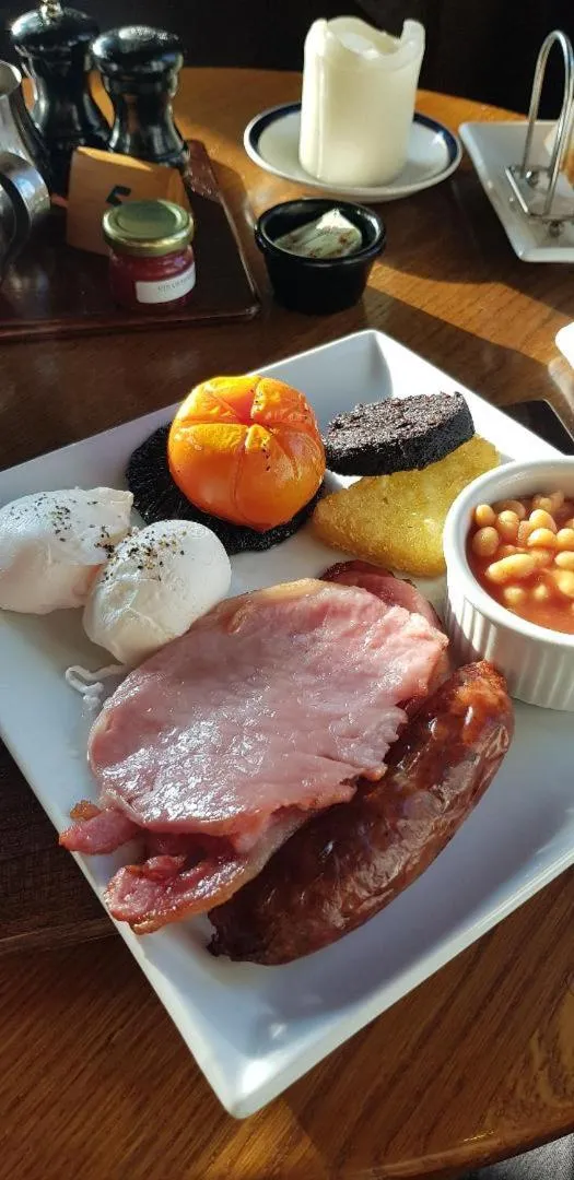 Breakfast in Plas Yn Dre