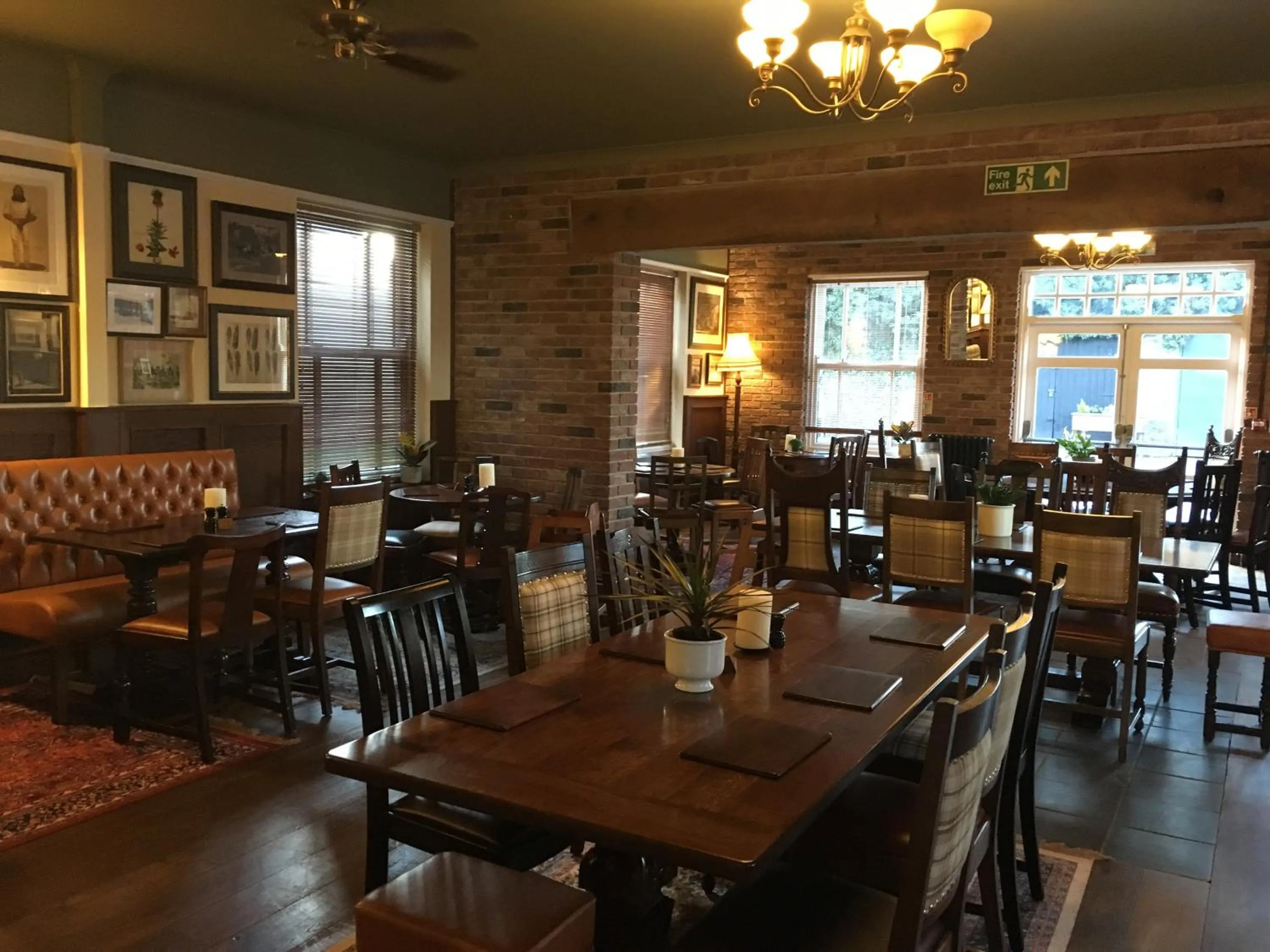 Restaurant/places to eat in Plas Yn Dre