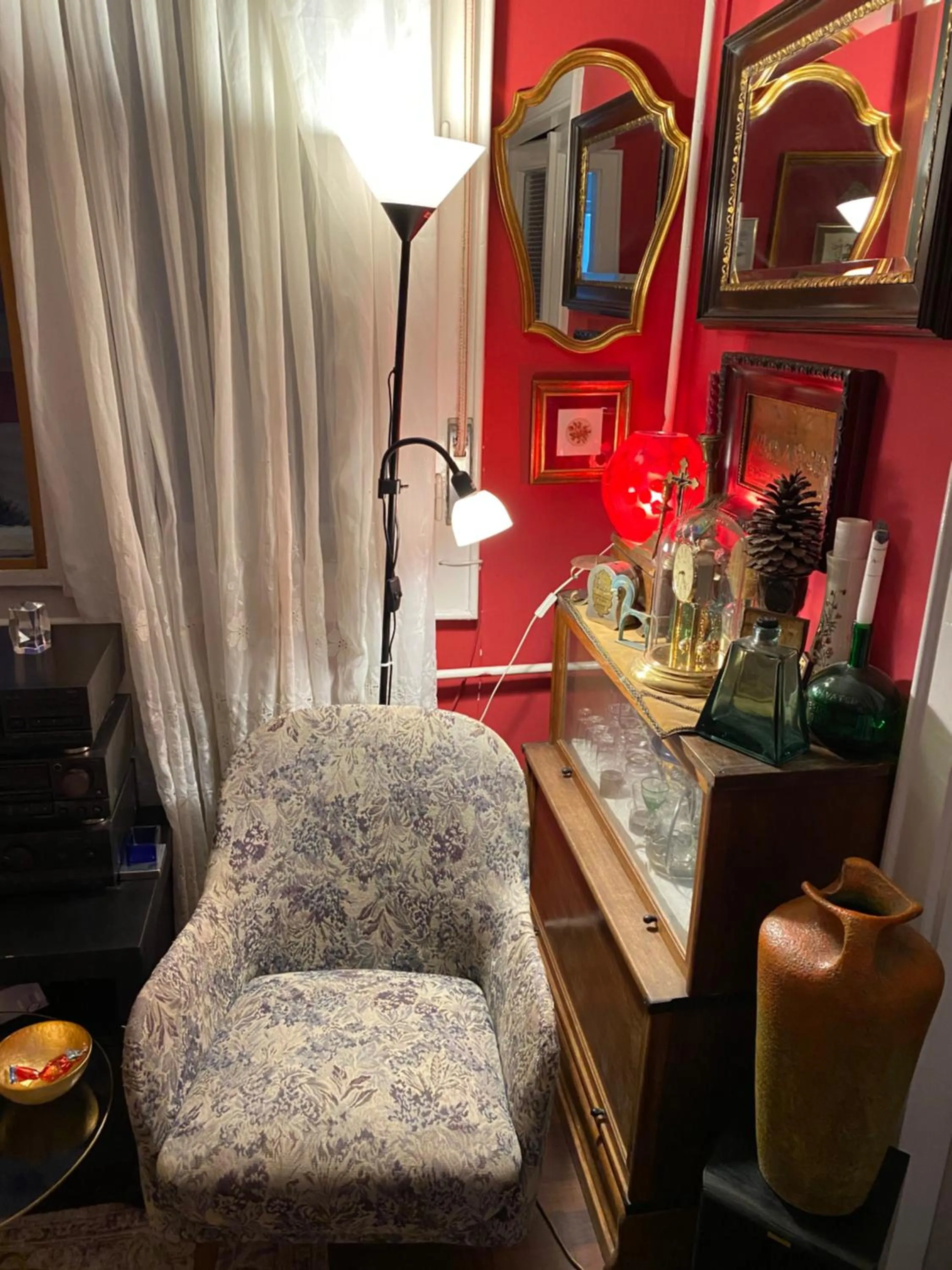 Lonyay Street Apartment