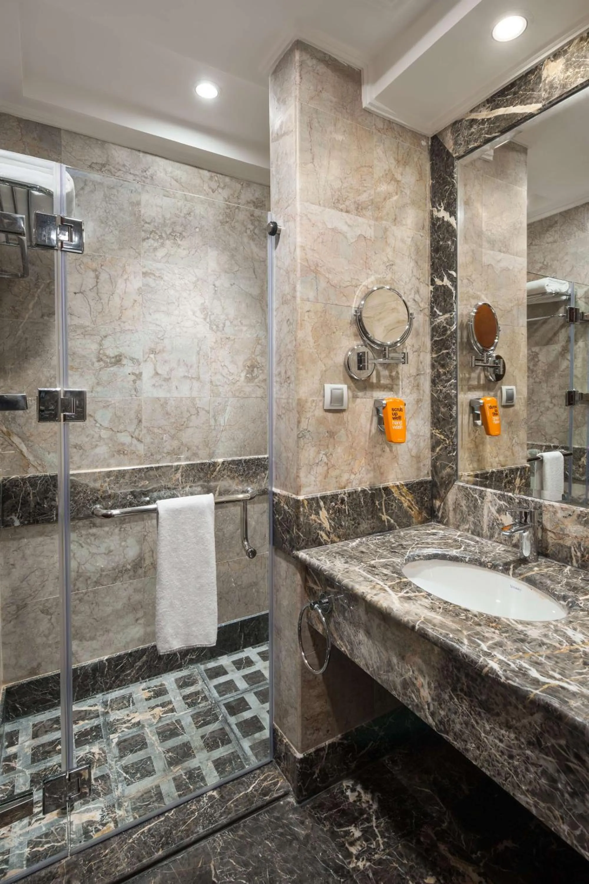 Bathroom in Park Inn by Radisson Makkah Al Naseem