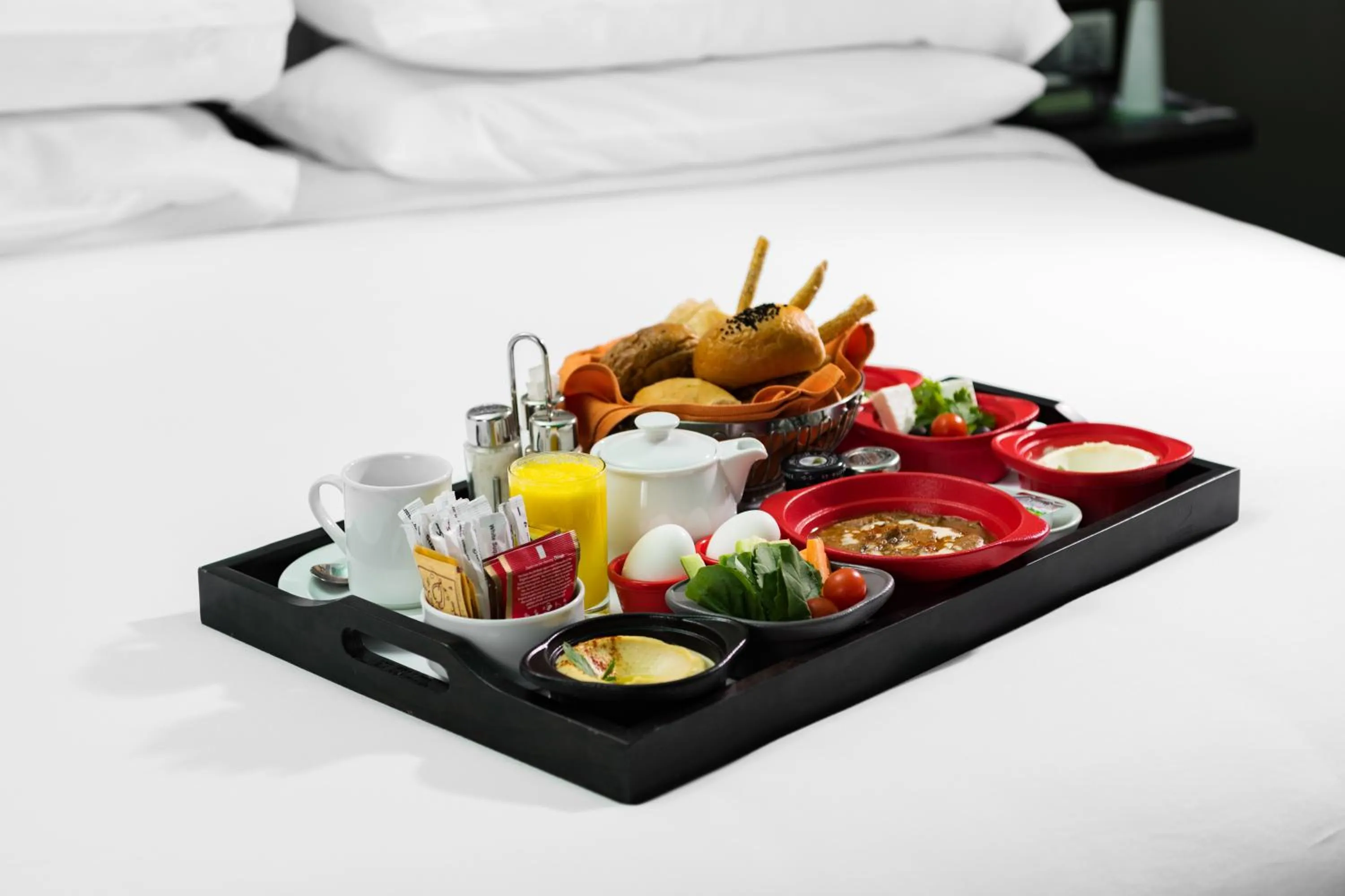 Food and drinks in Park Inn by Radisson Makkah Al Naseem