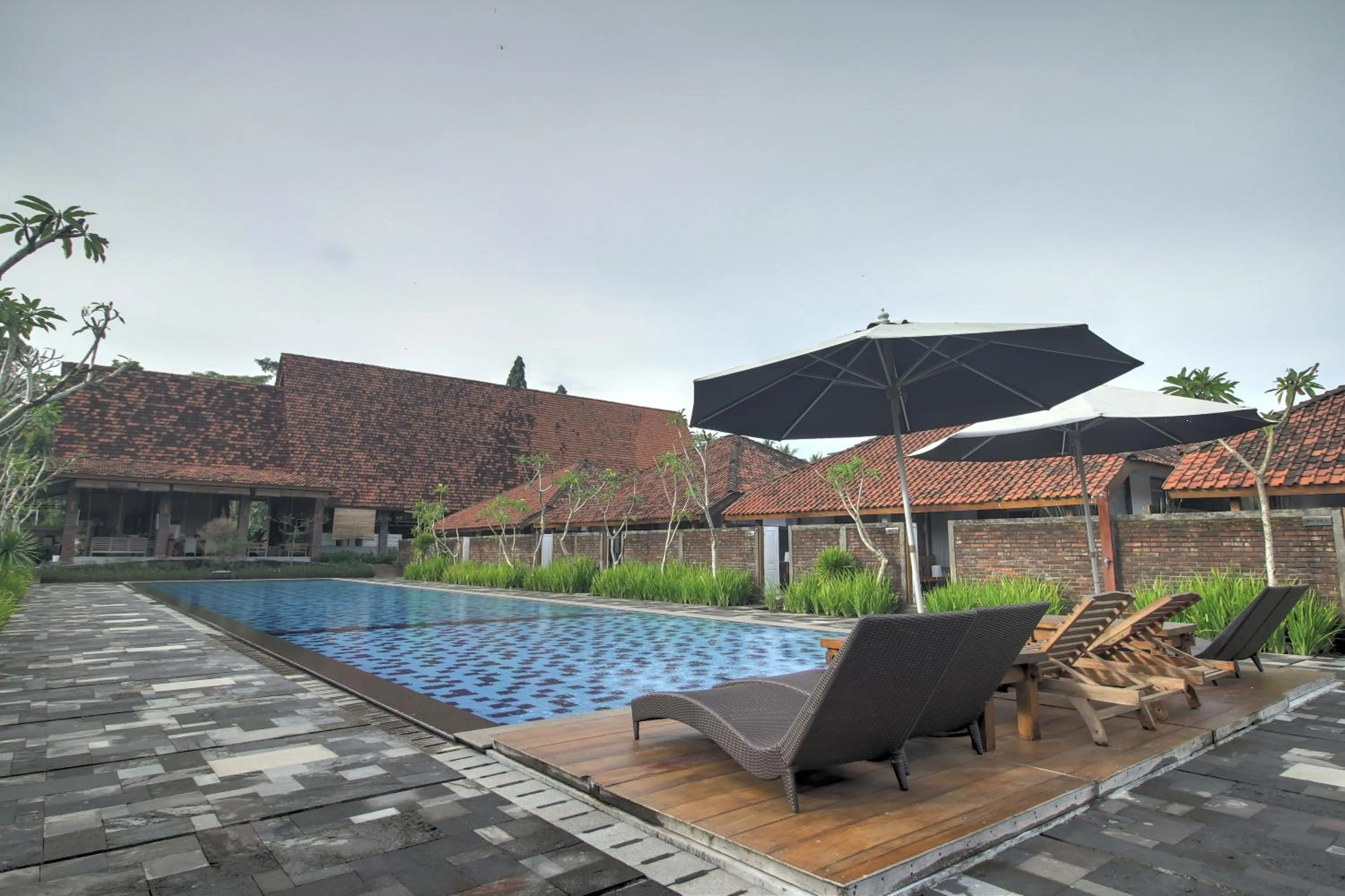 Swimming pool in Shankara Borobudur
