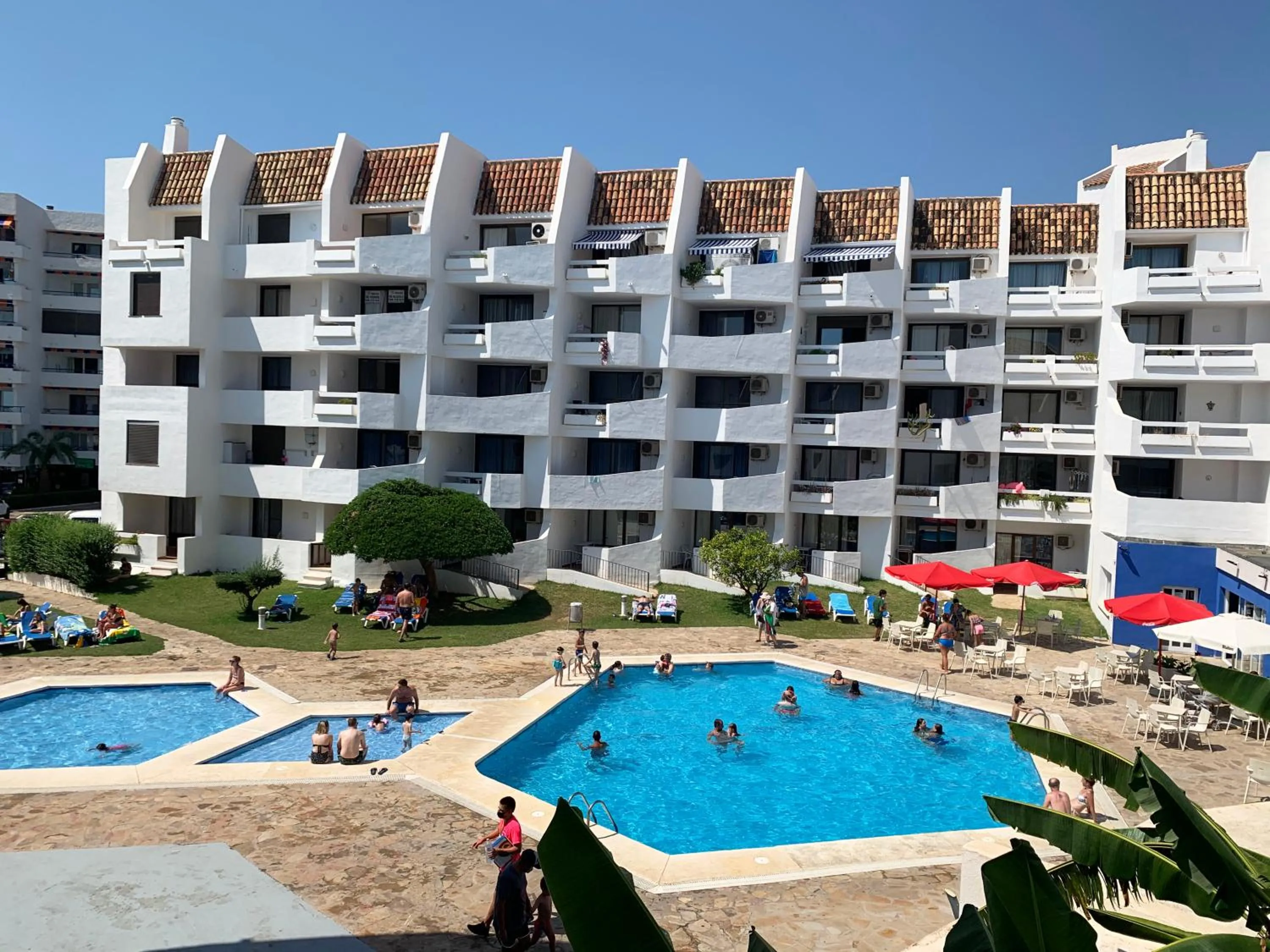 Property building in Apartamentos Eurhostal 3000