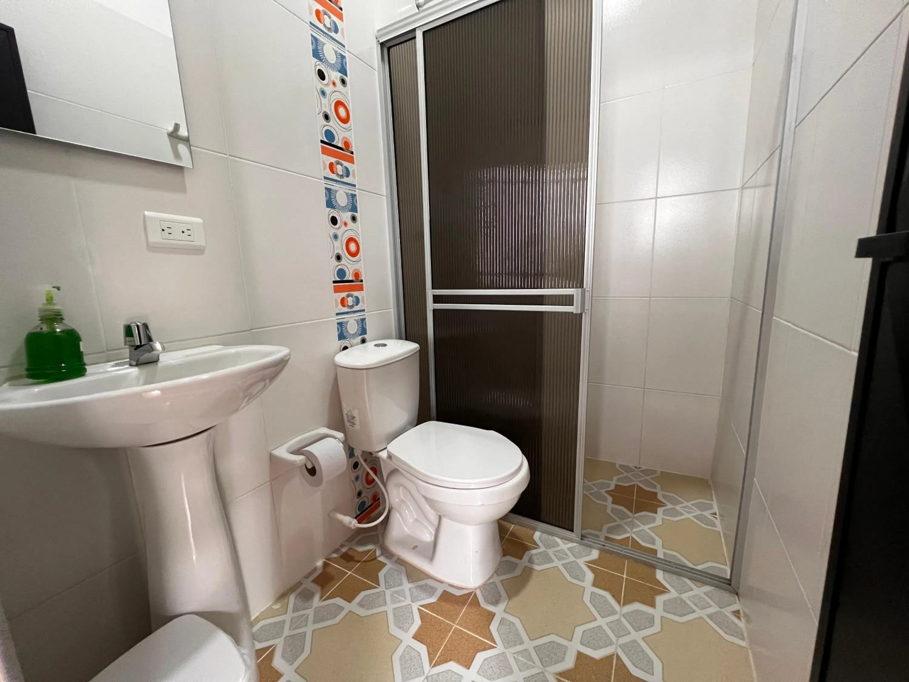 Shower in Hotel Colonial Villavieja