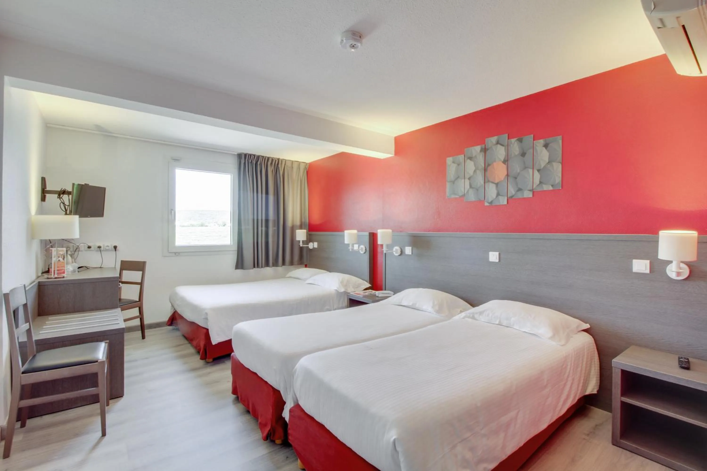 Bedroom, Bed in Authentic by balladins Dijon / Marsannay-la-Côte