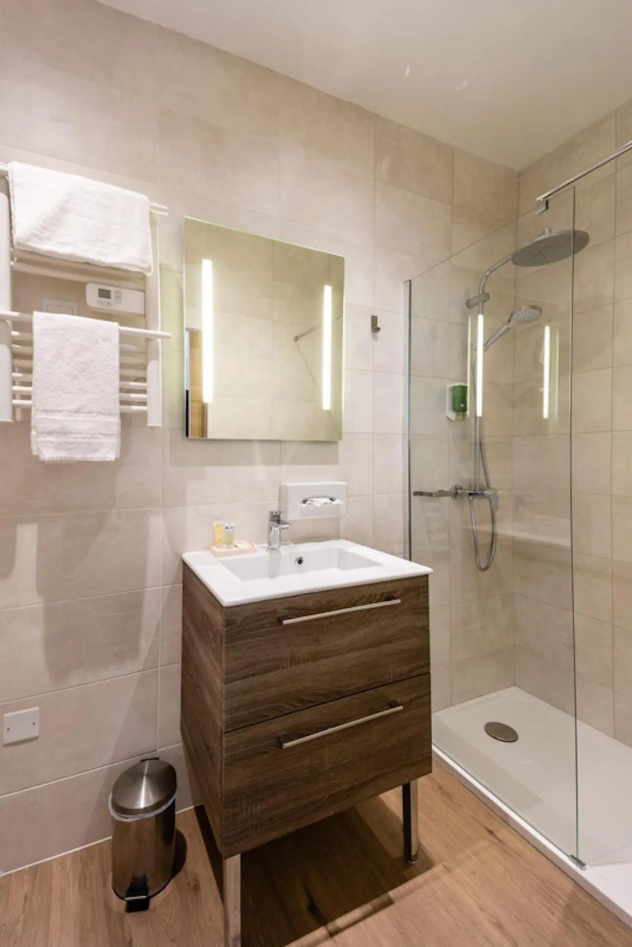 Bathroom in Best Western Le Comtadin