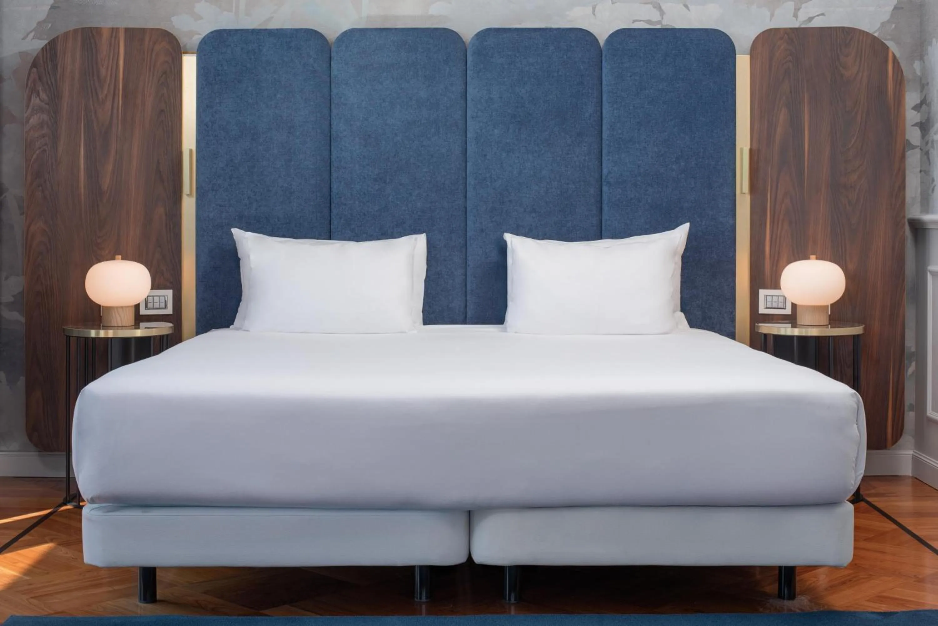 Bedroom, Bed in NH Firenze