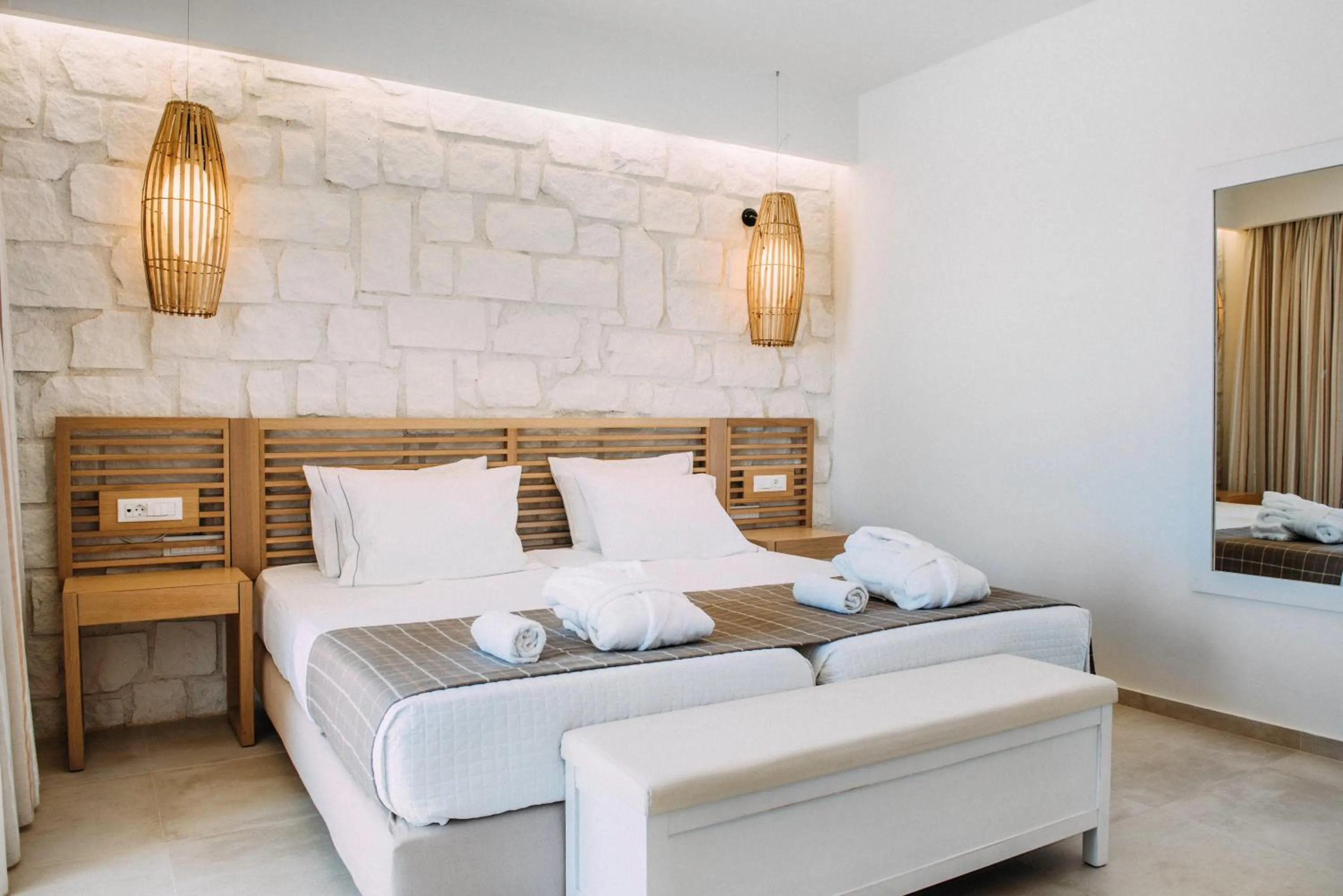 Bed in Ostria Resort & Spa