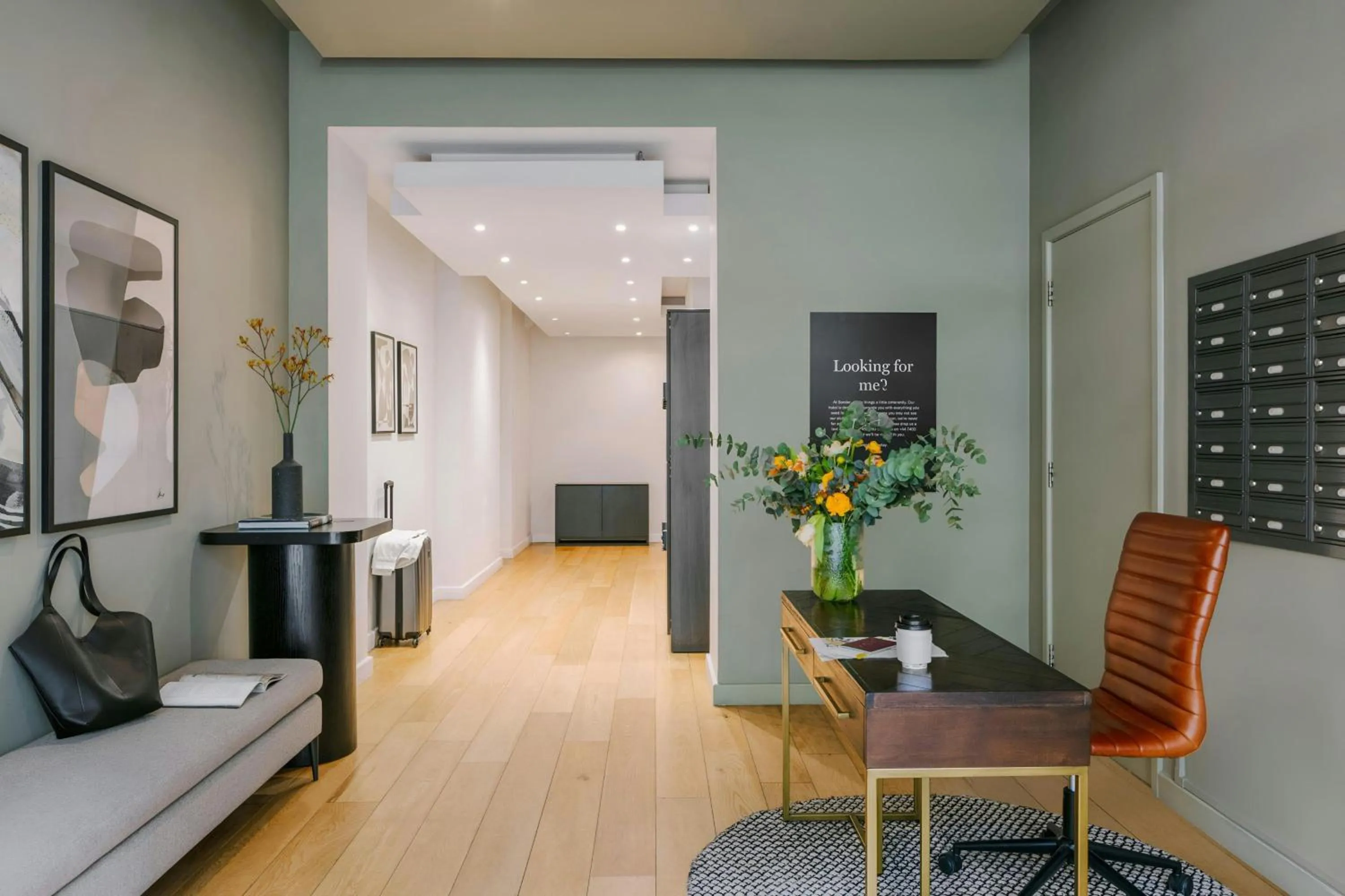 Lobby or reception in Sonder by Marriott Bonvoy The Bard Apartments Fitzrovia