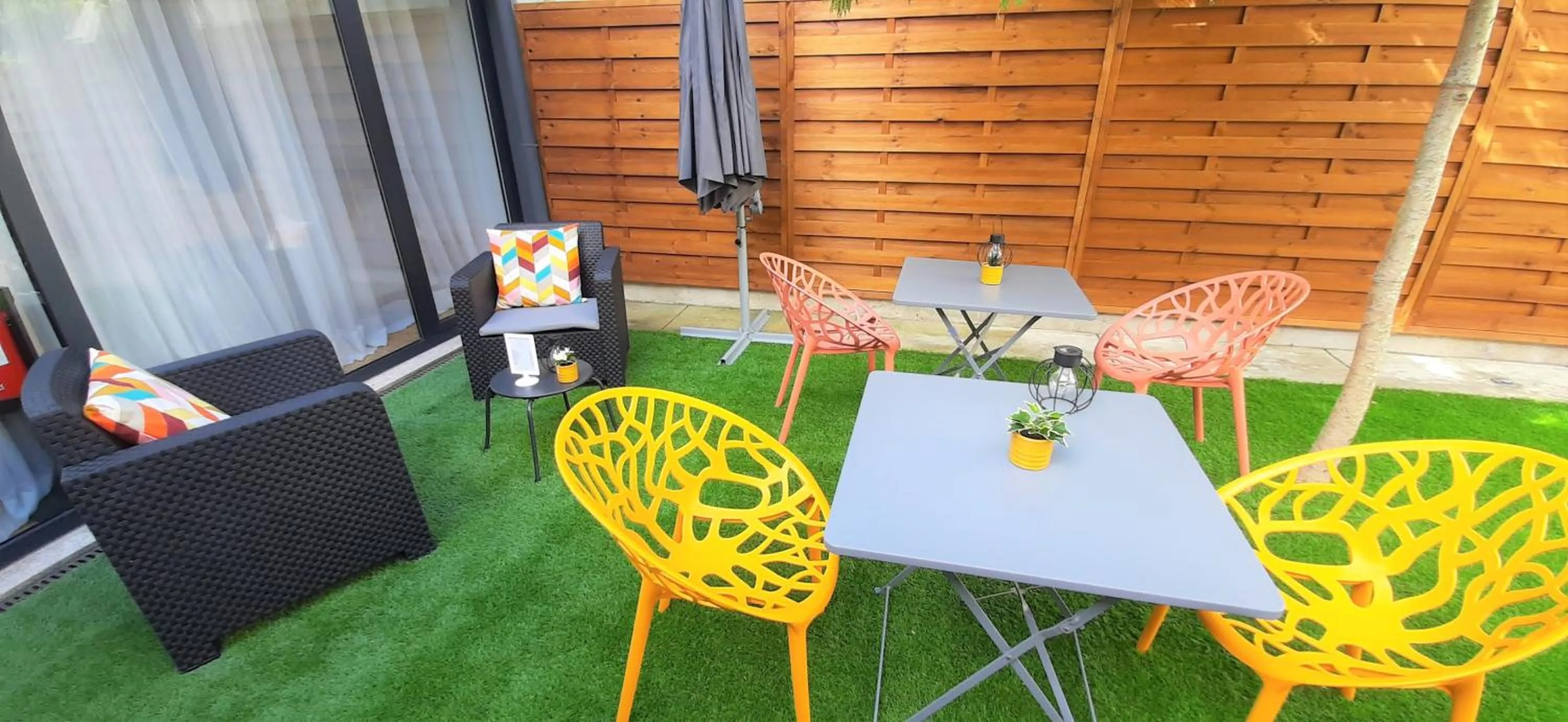 Garden in Boavista Class Inn