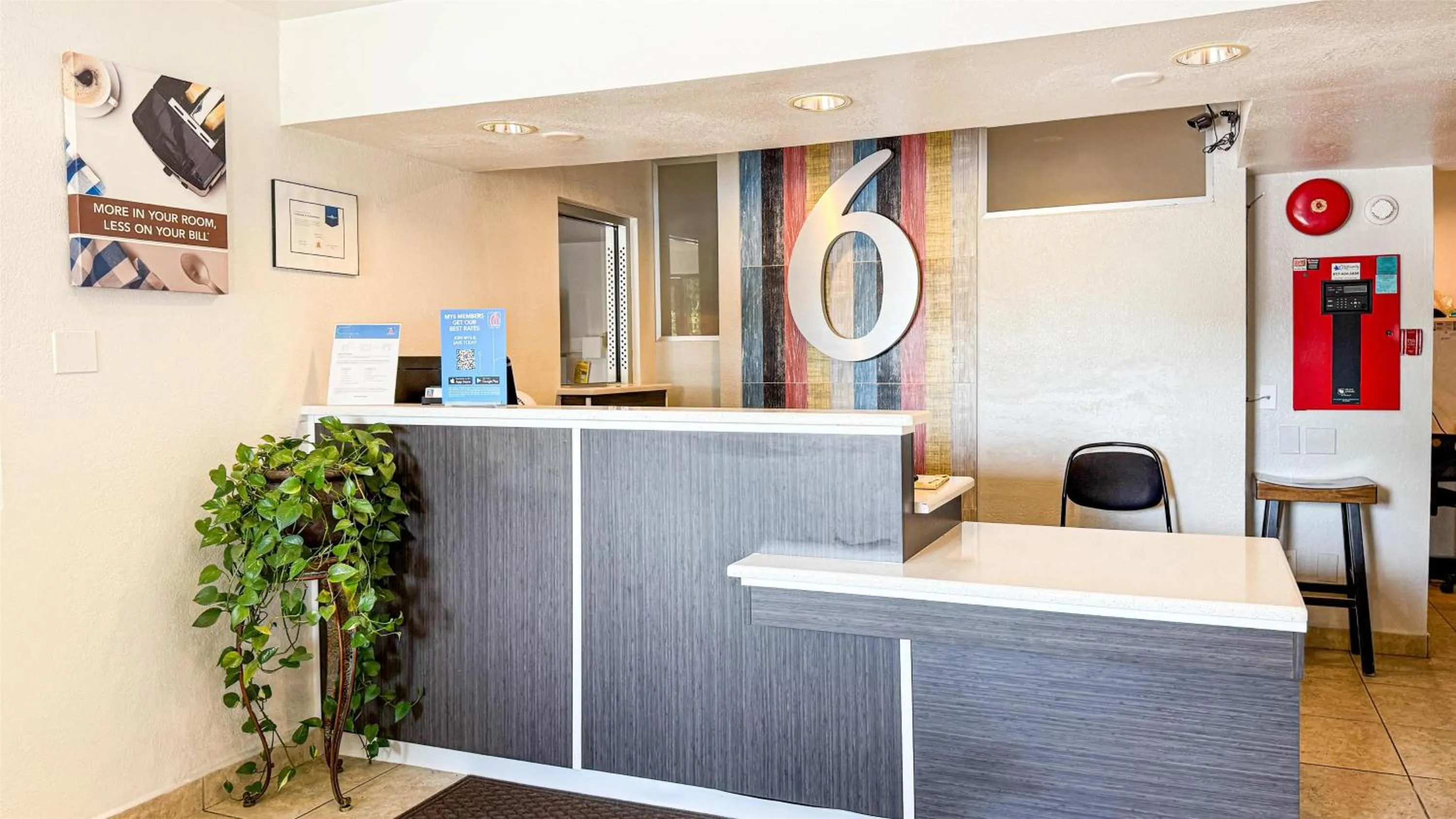 Lobby or reception in Studio 6-Grand Prairie, TX