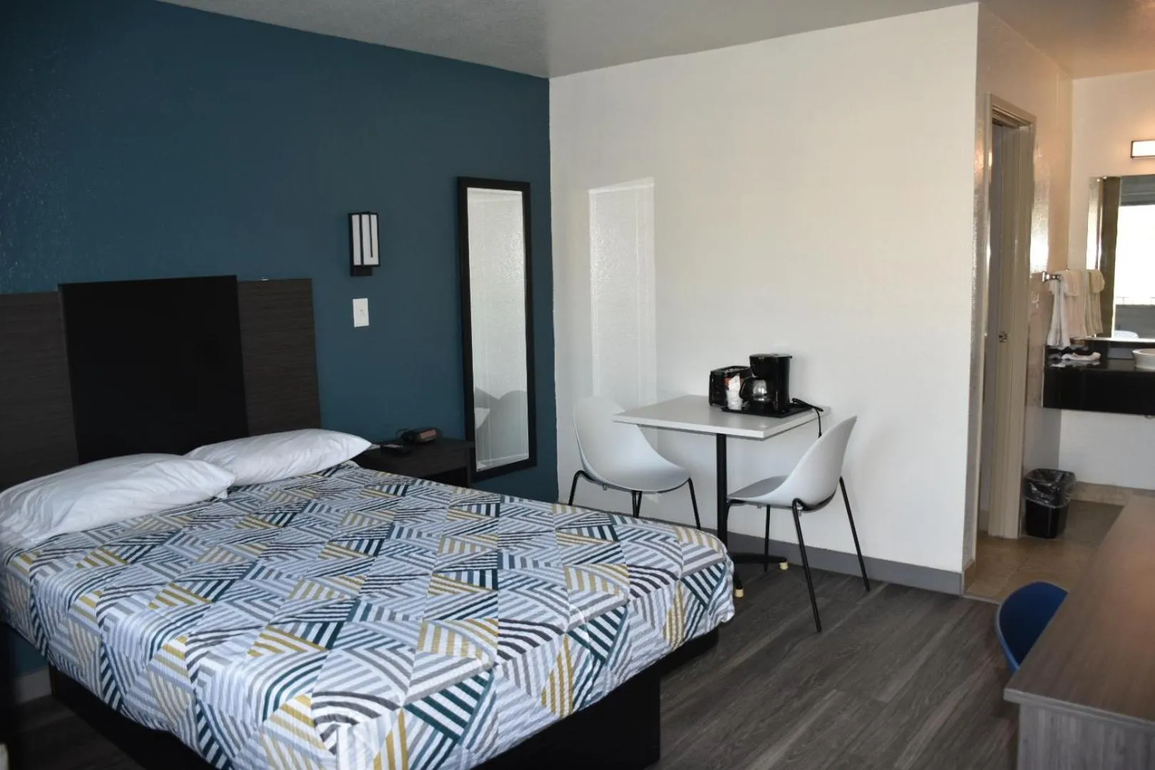 Bed in Studio 6-Grand Prairie, TX