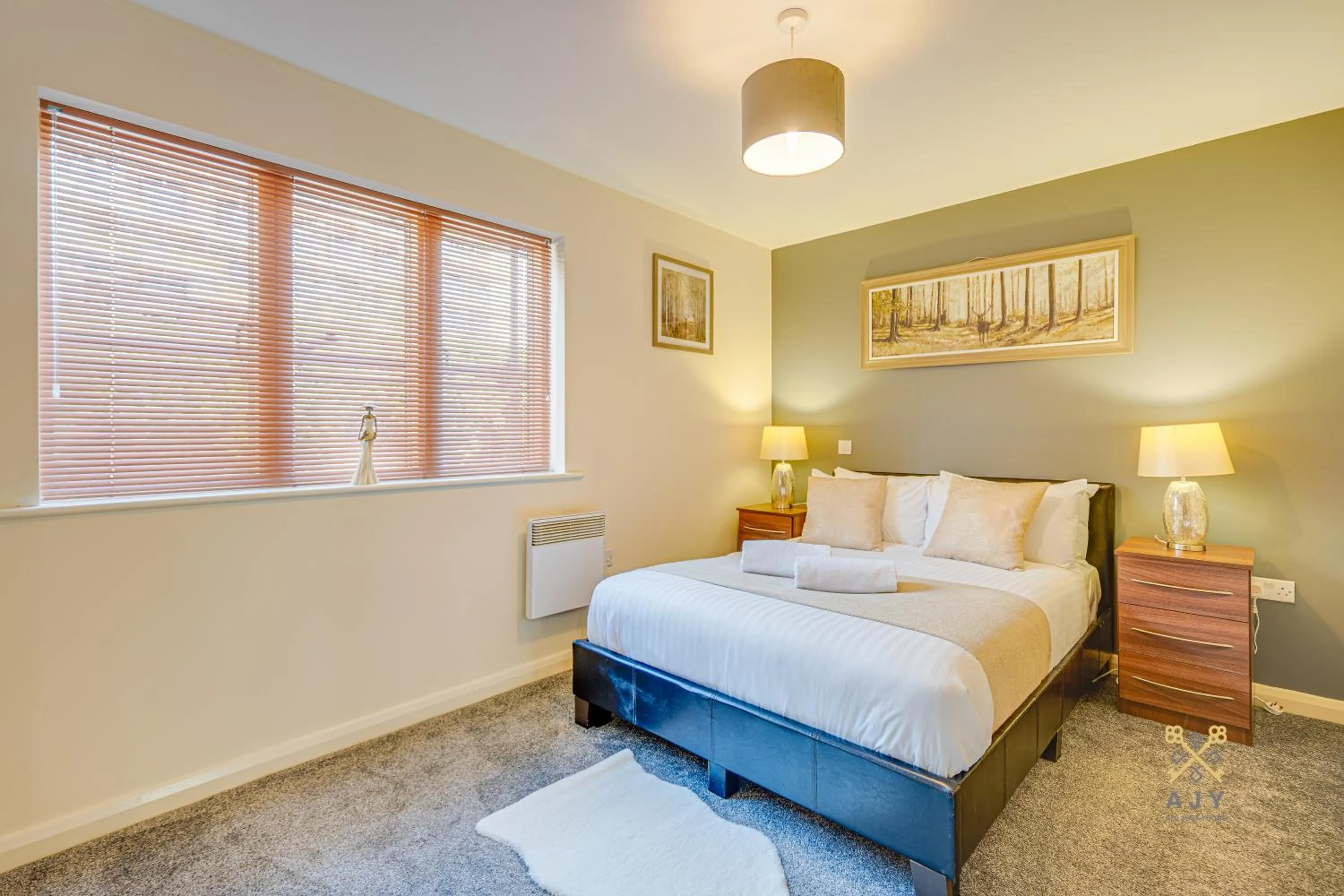 Bed in Mica Point City Centre Apartment