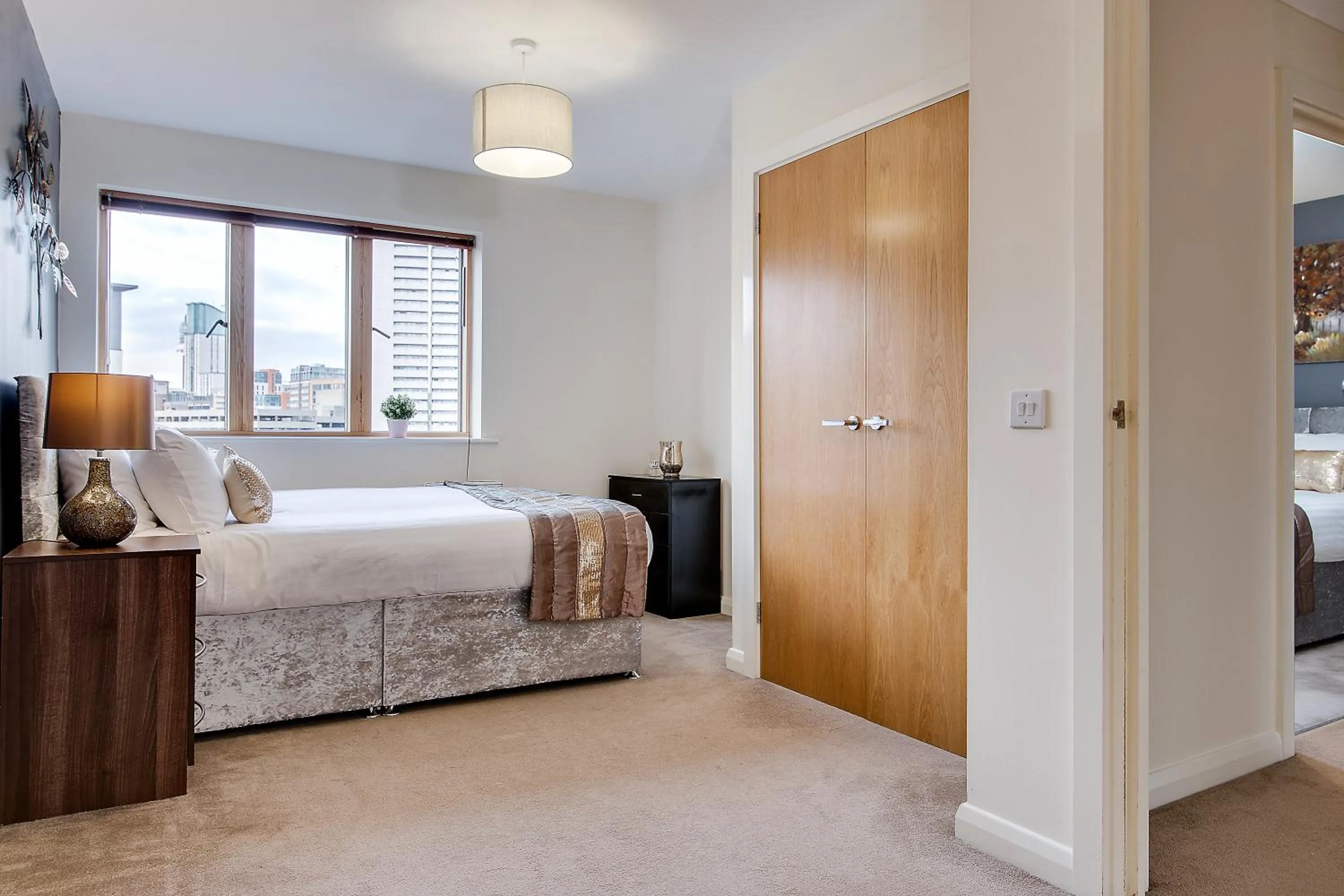 Bed in Mica Point City Centre Apartment