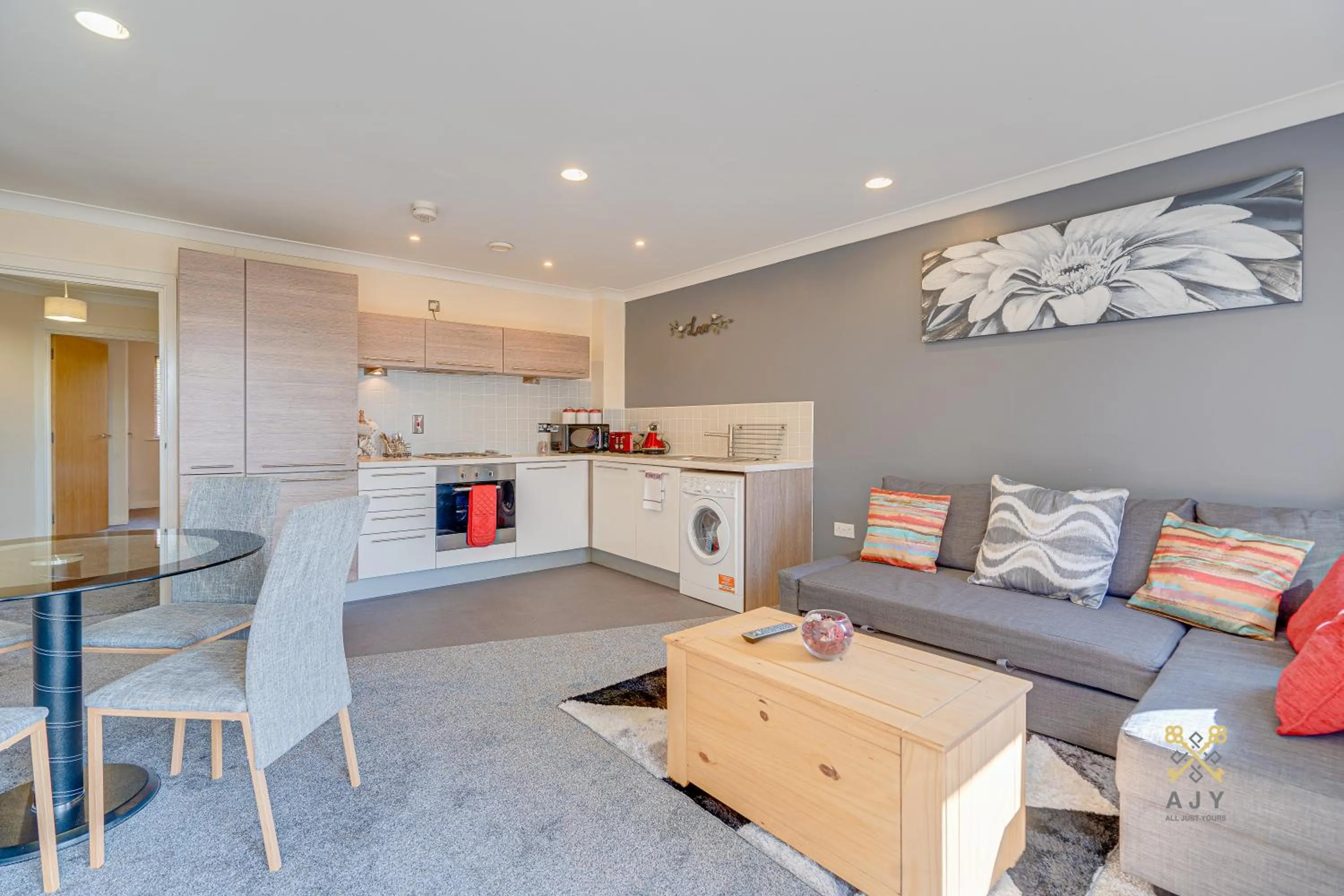 Mica Point City Centre Apartment