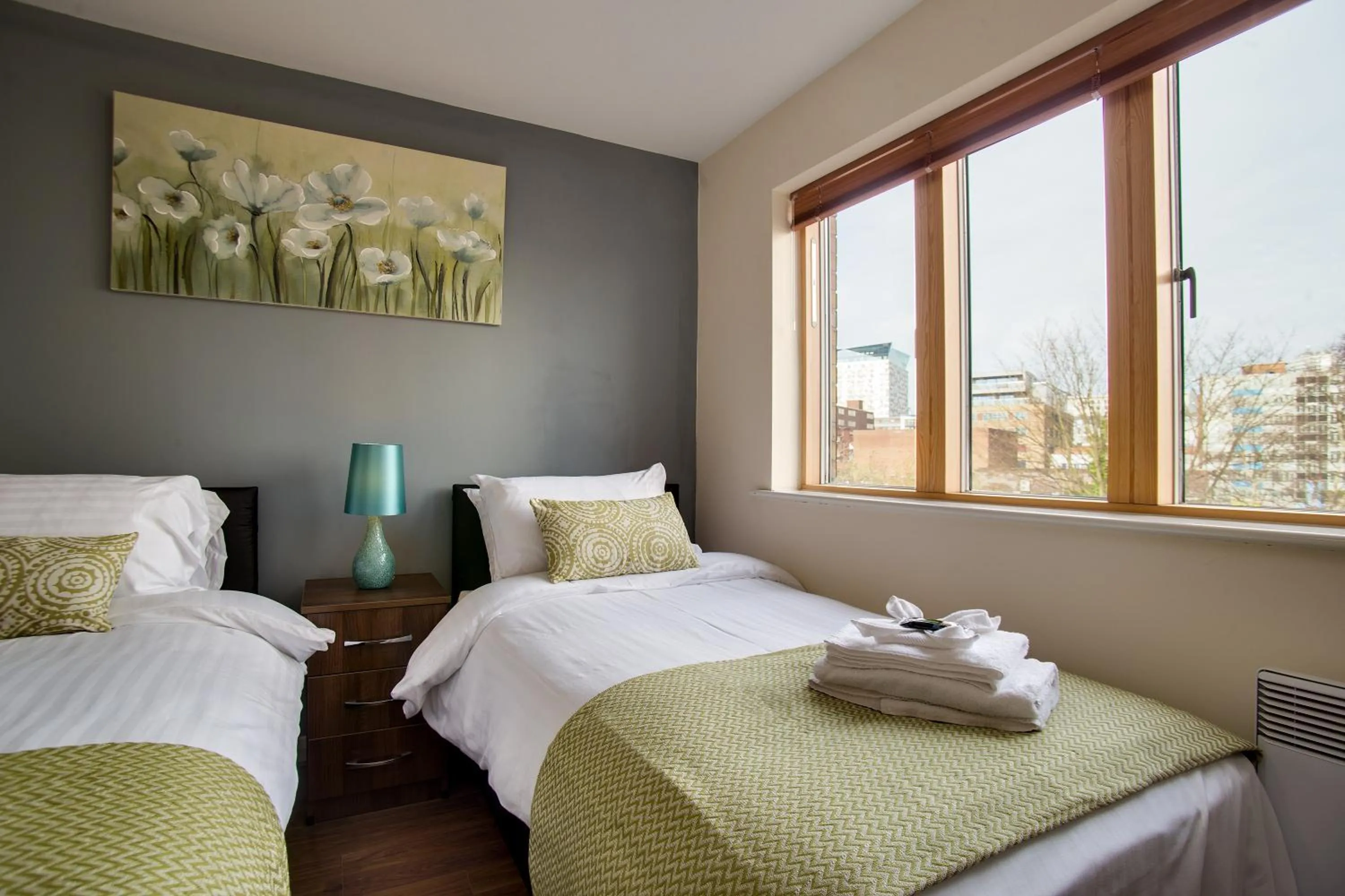 Bed in Mica Point City Centre Apartment