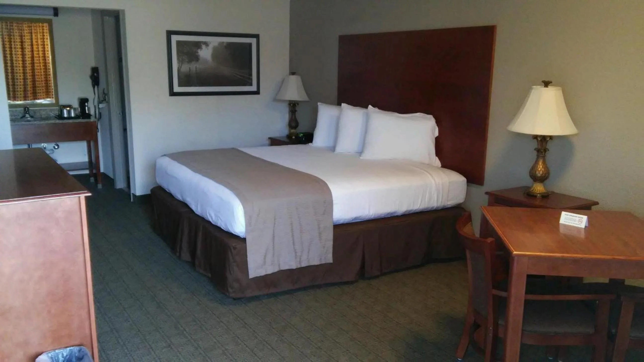 Bed in Econo Lodge Vidalia