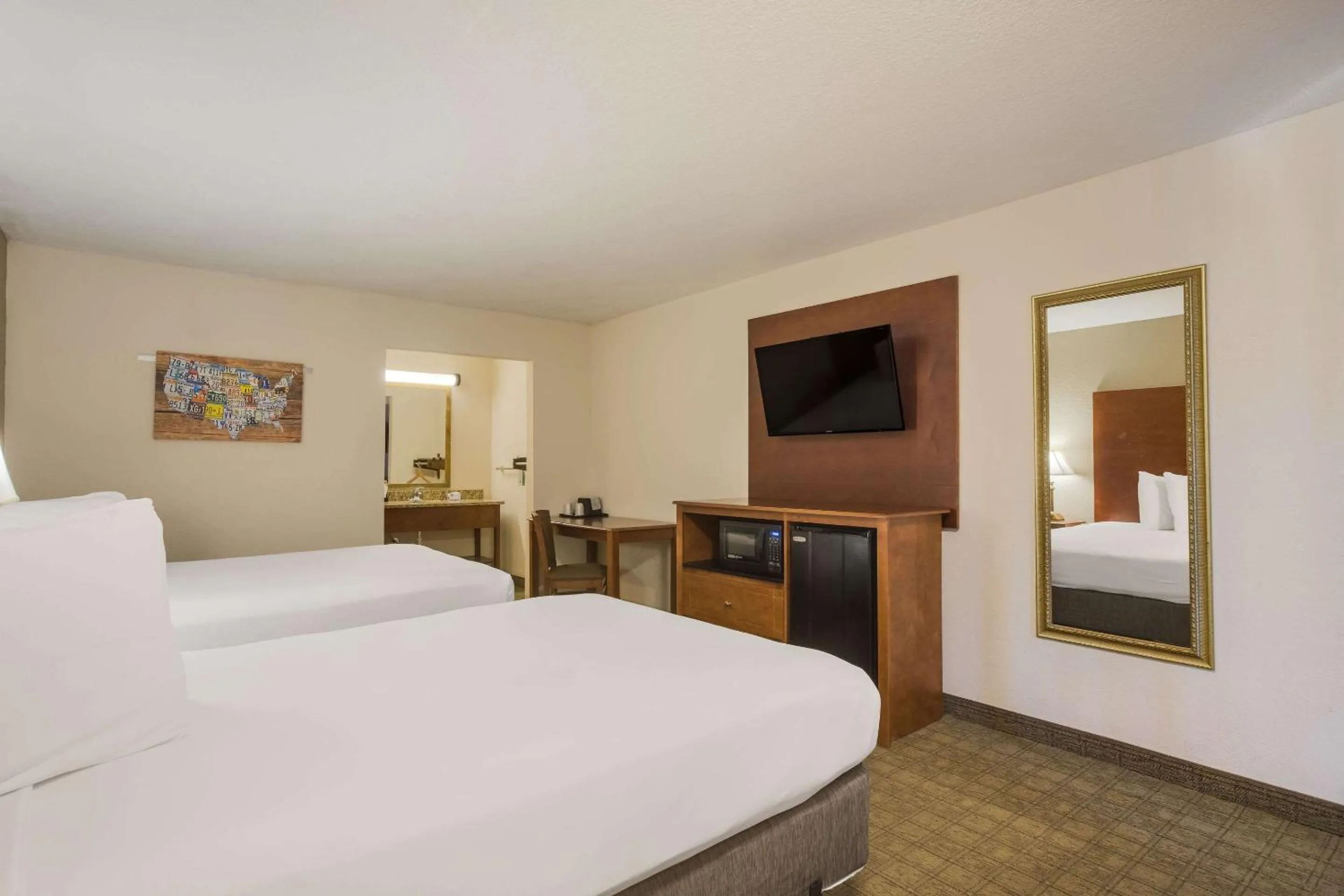 Bedroom, Bed in Econo Lodge Vidalia