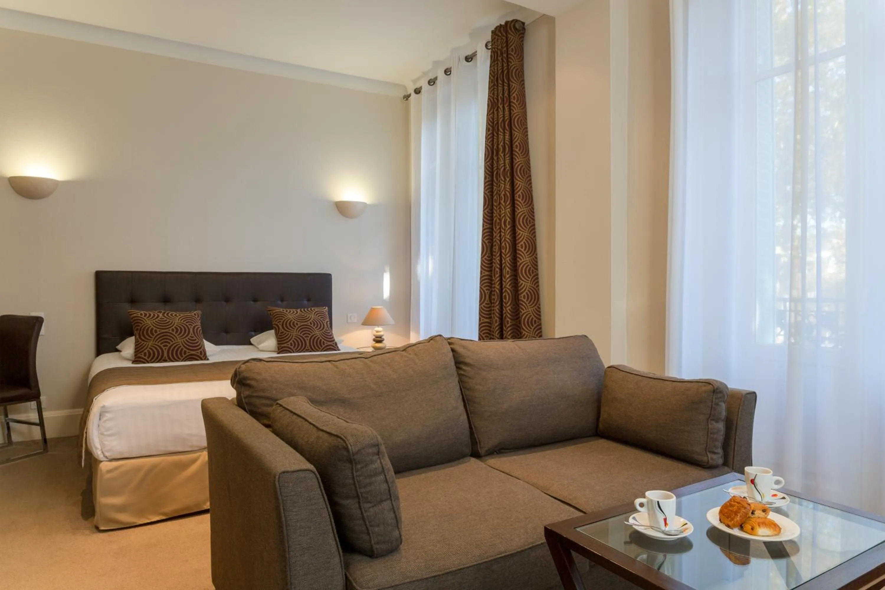 Bed in Hôtel Les Nations The Originals Boutique VICHY