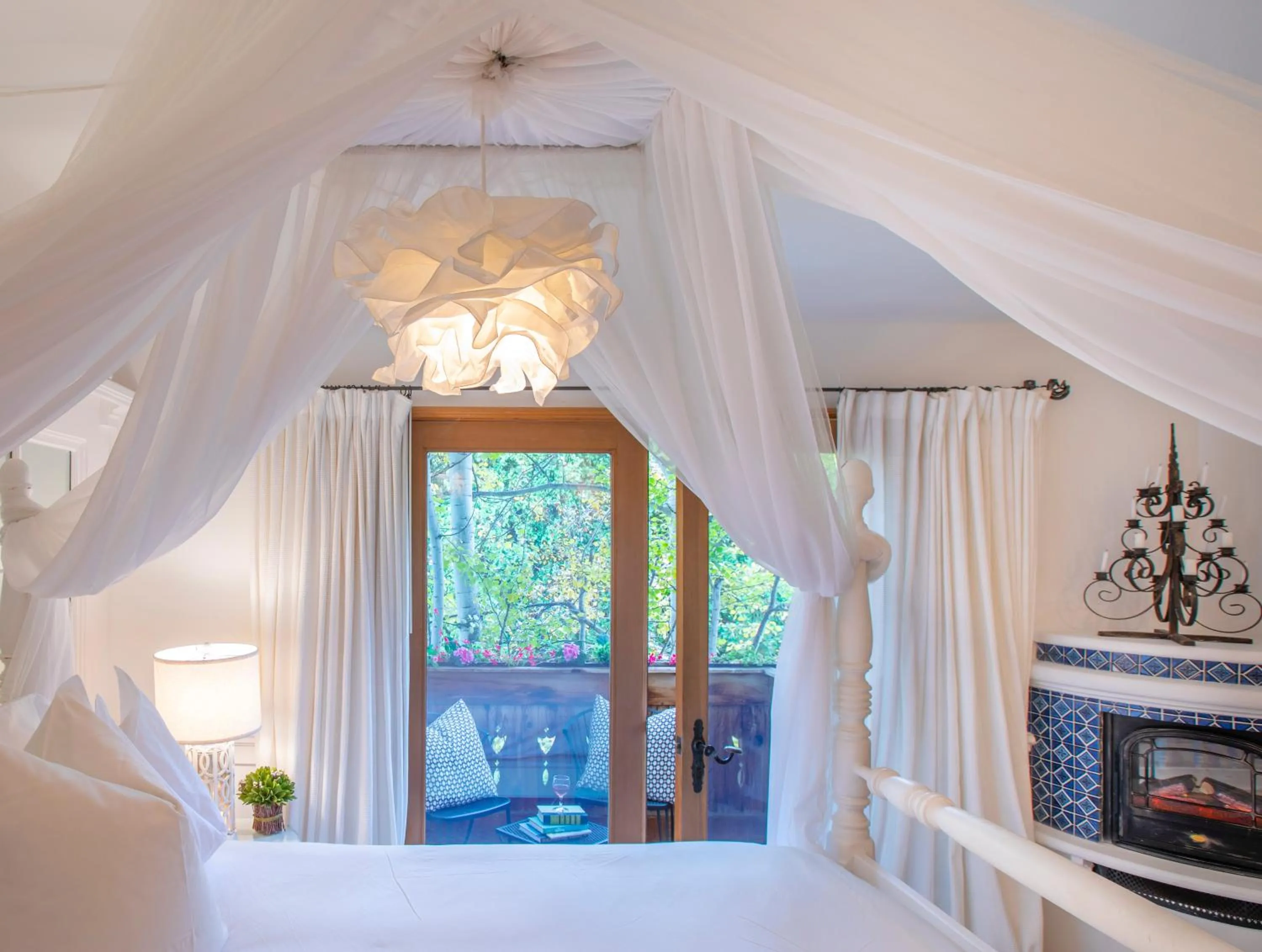 Bed in Abendblume
