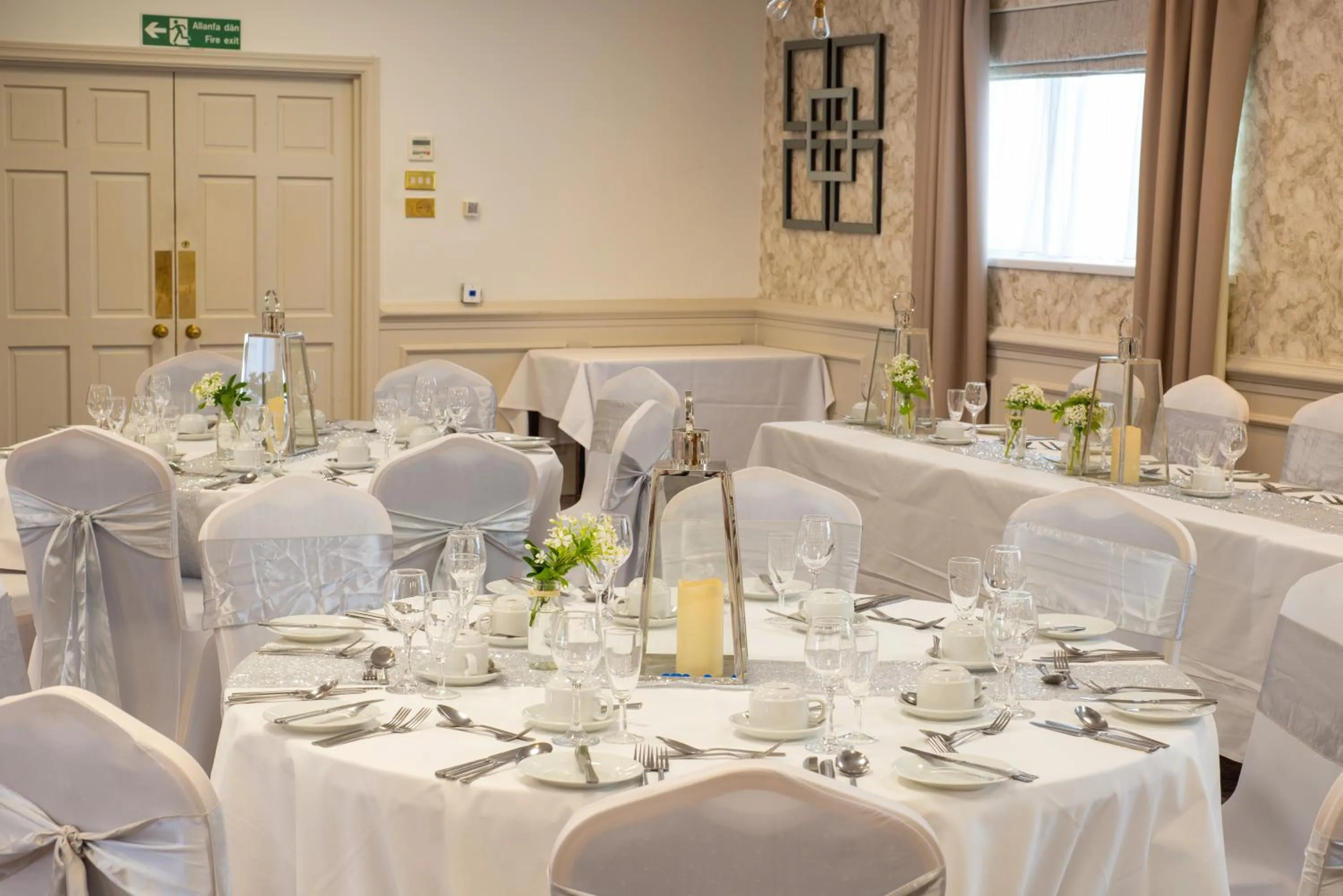 wedding in Ivy Bush Royal Hotel by Compass Hospitality