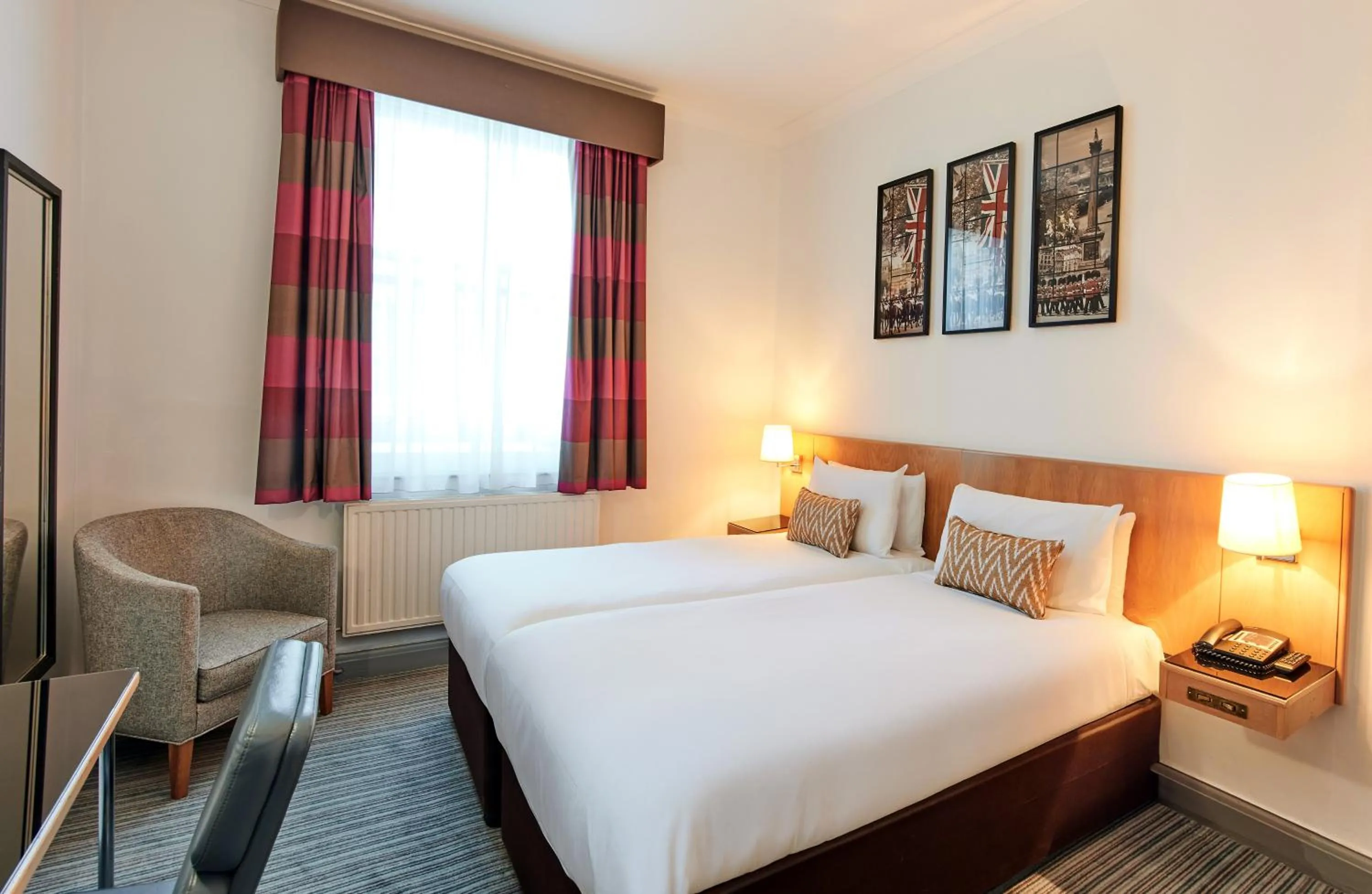 Bed in Thistle London Bloomsbury Park