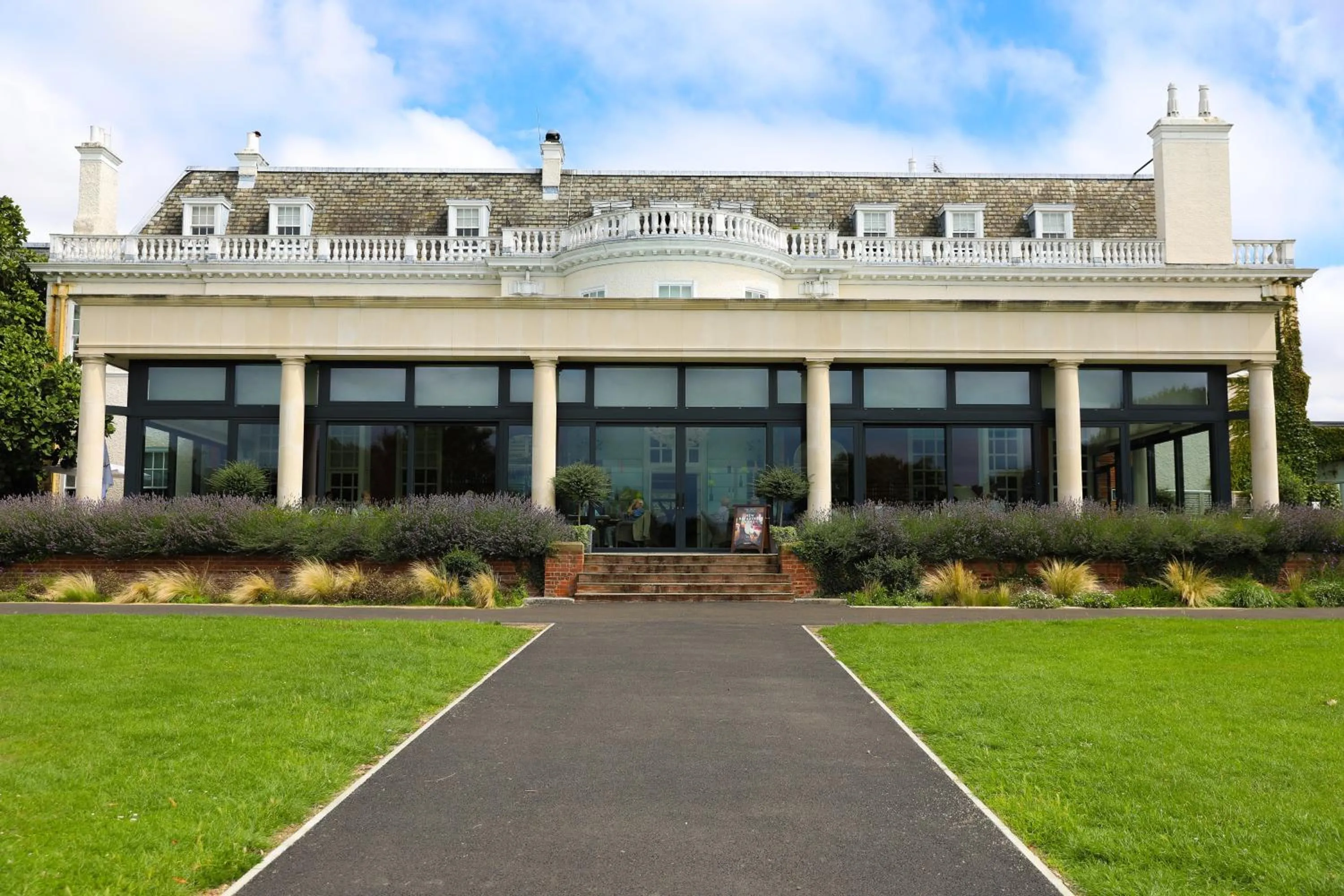 Property building in Hotel du Vin Cannizaro House Wimbledon