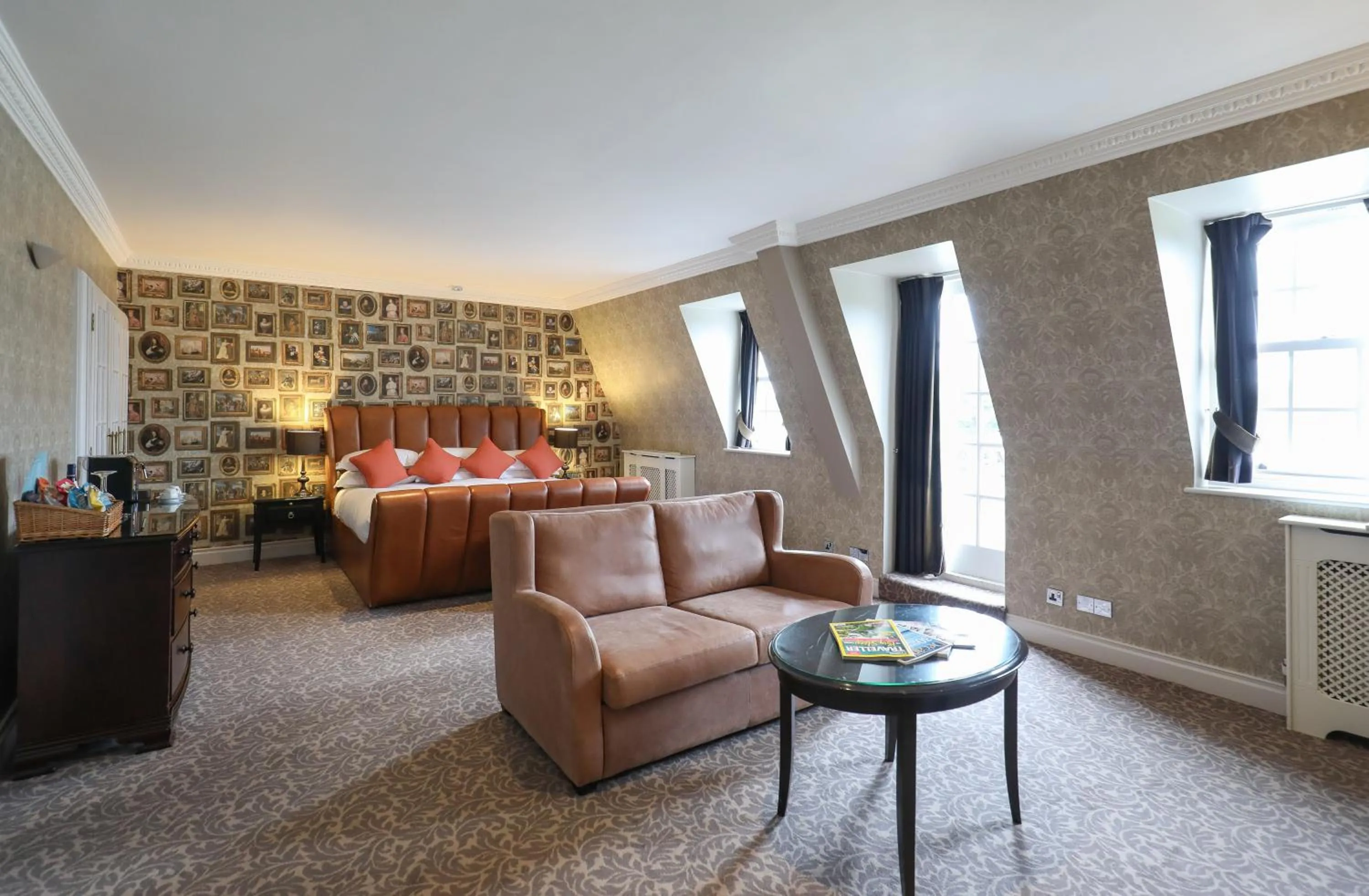 Bedroom in Hotel du Vin Cannizaro House Wimbledon