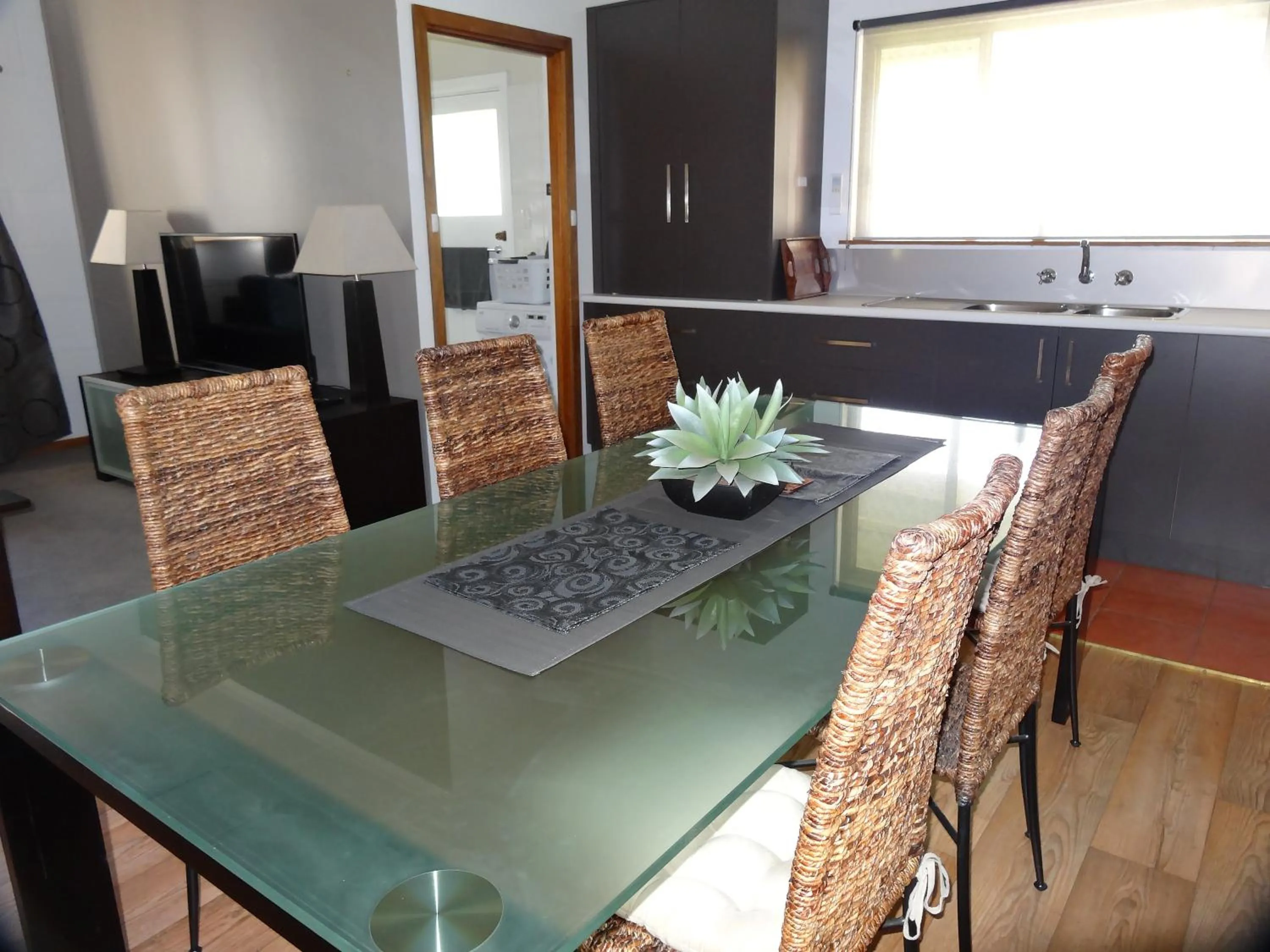 Dining area in Mapperley Bed and Breakfast