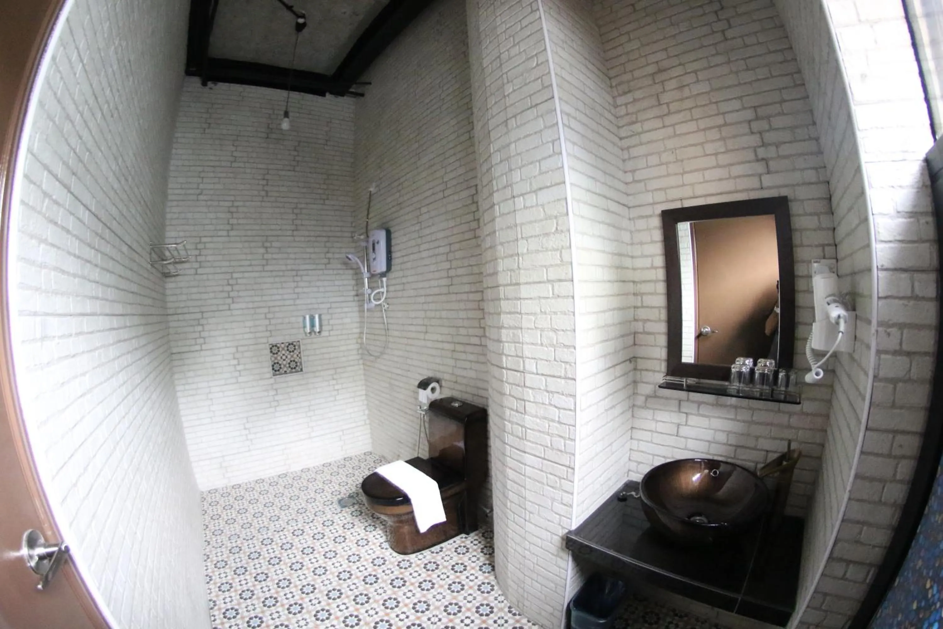Bathroom in JQ Ban Loong Boutique Hotel