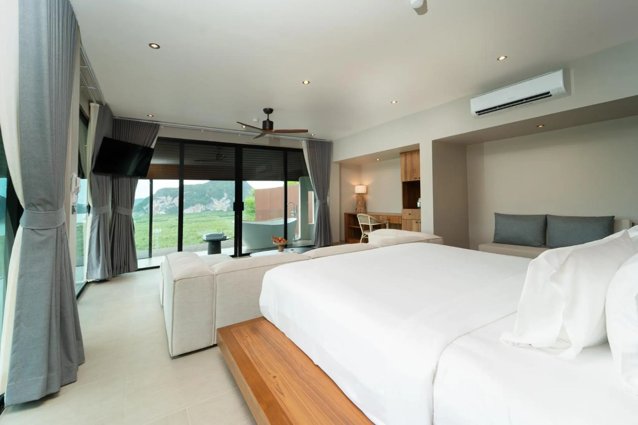 TV and multimedia, Bed in Sametnangshe Boutique