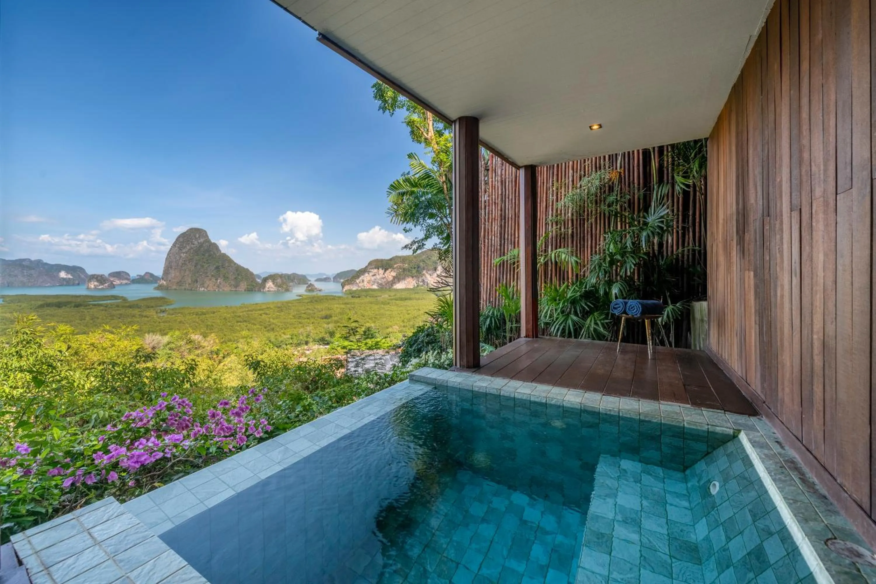 Nearby landmark in Sametnangshe Boutique