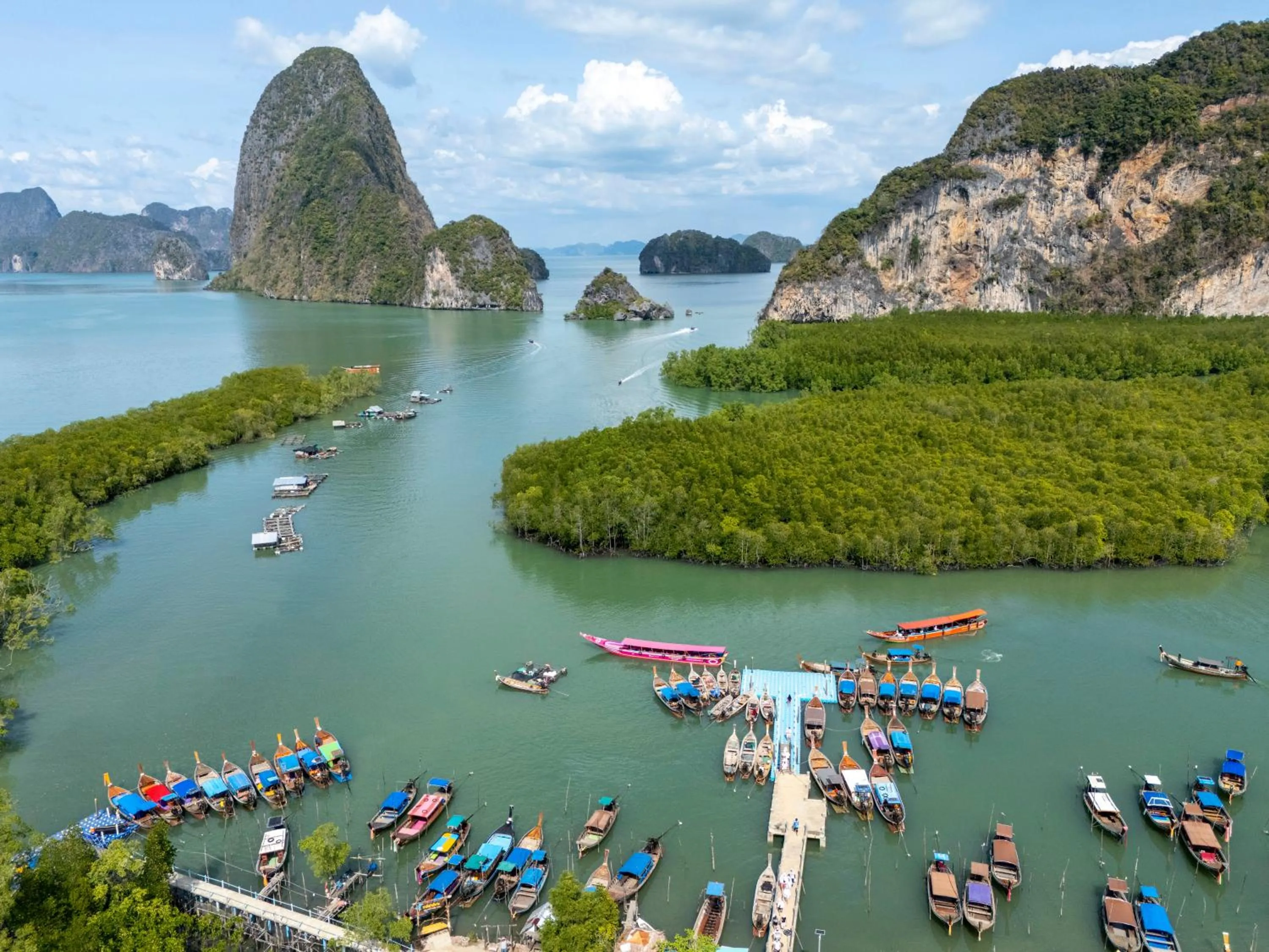 Nearby landmark in Sametnangshe Boutique