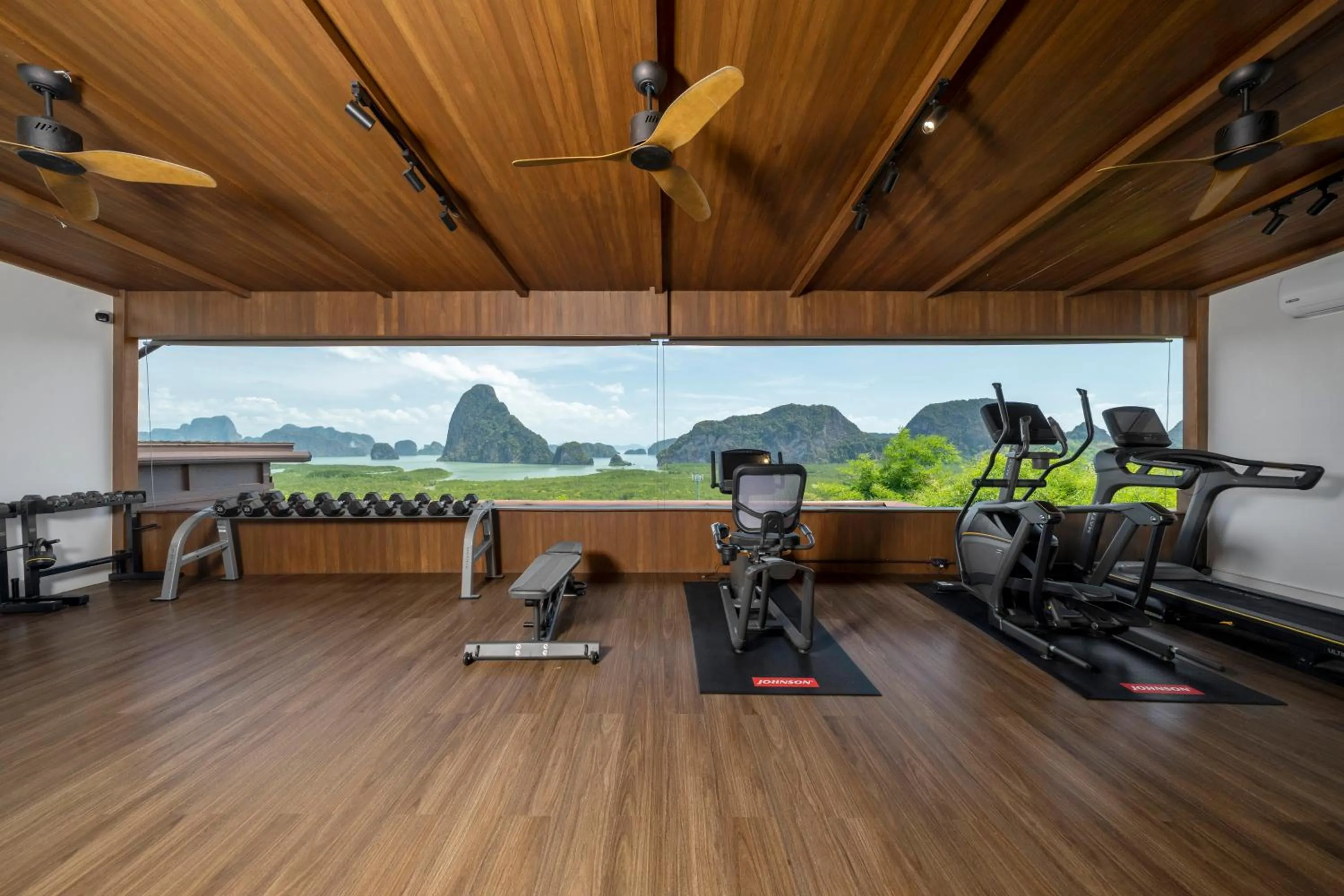 Fitness centre/facilities in Sametnangshe Boutique