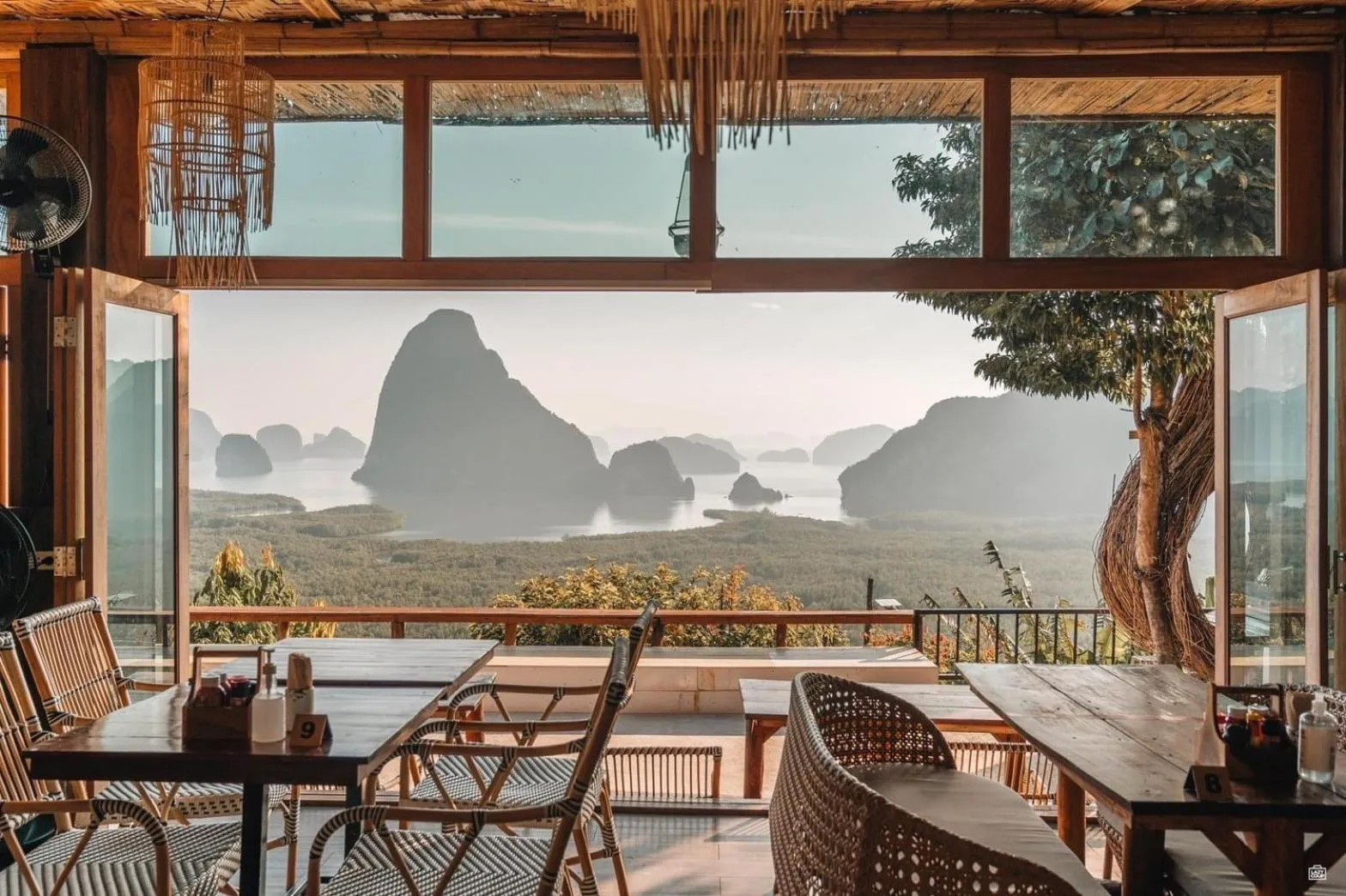 Restaurant/places to eat in Sametnangshe Boutique