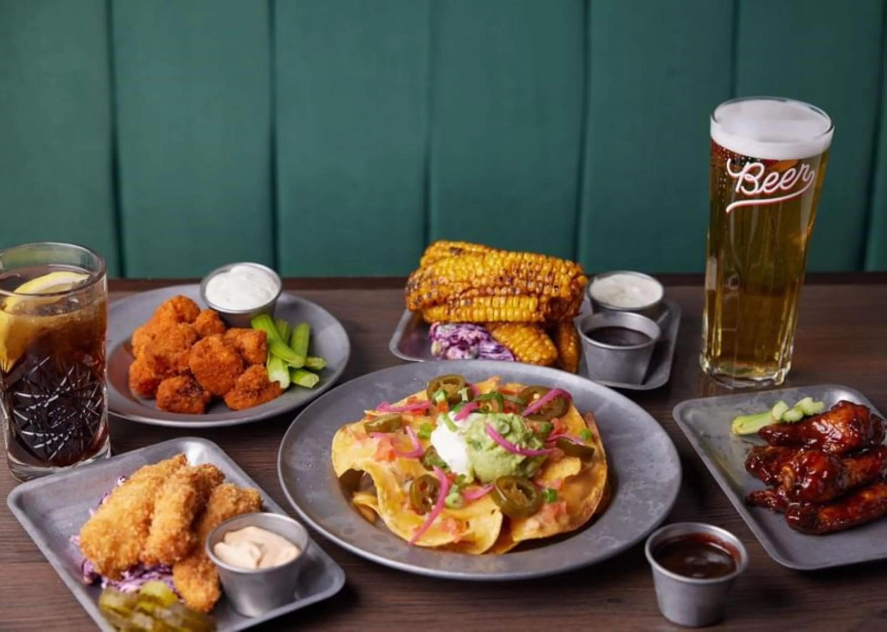 Restaurant/places to eat in Thistle London Heathrow Terminal 5