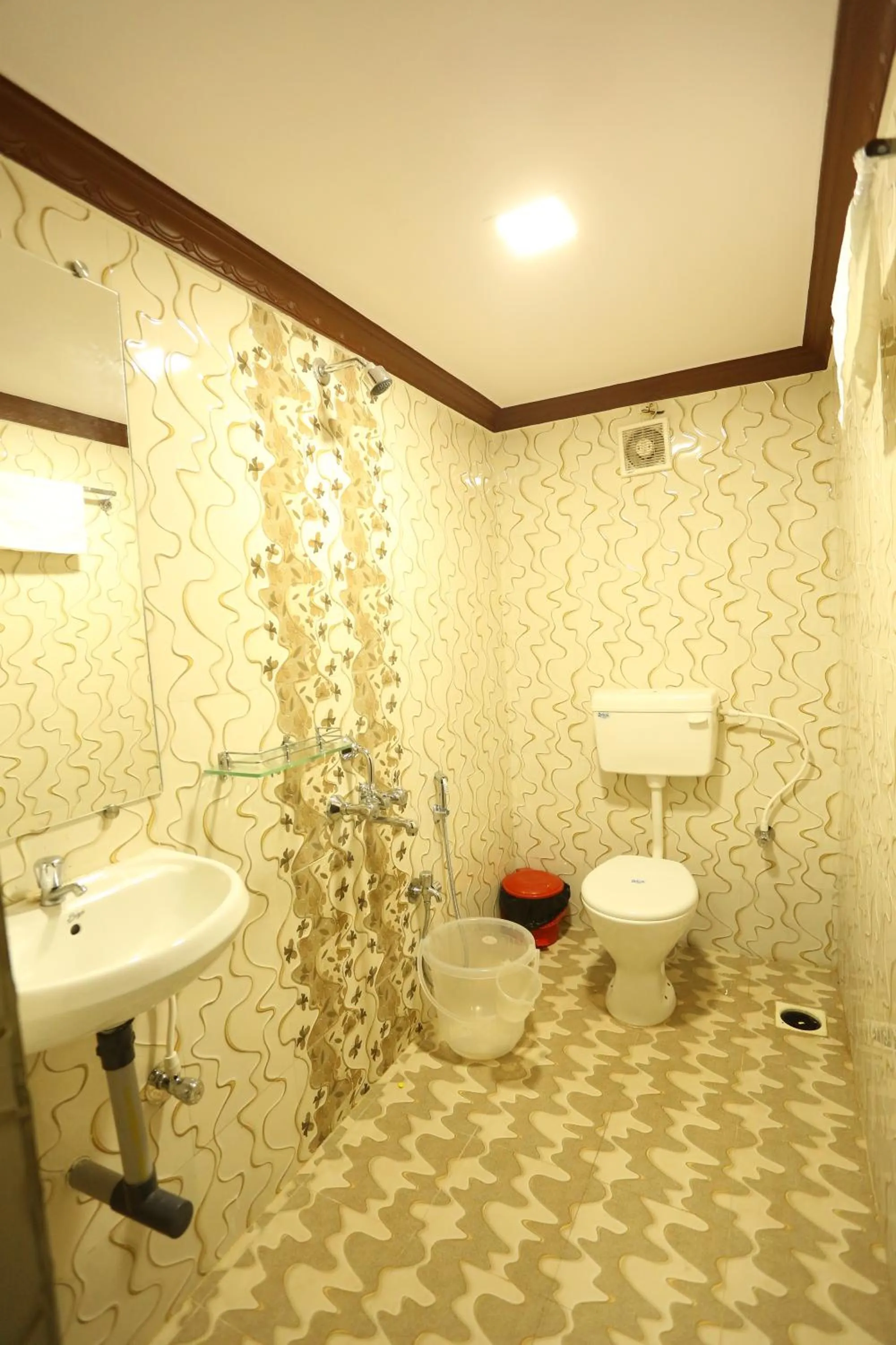 Bathroom in Motel La Grandeur