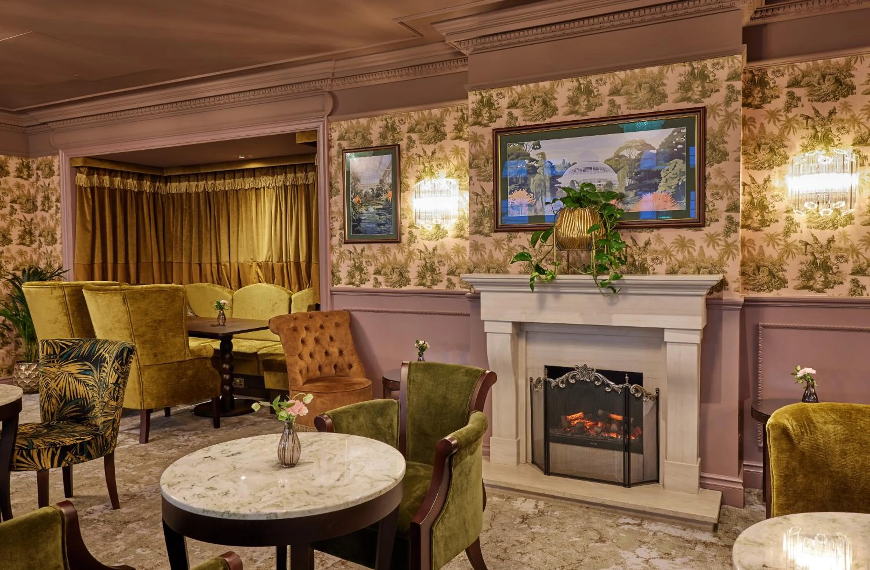 Restaurant/places to eat in The Royal Horseguards Hotel, London