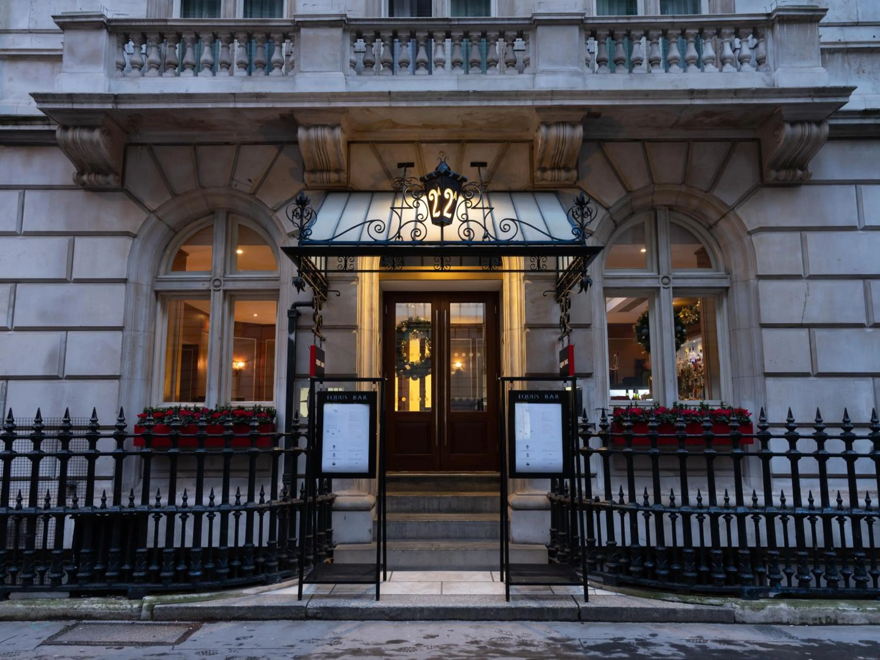 Restaurant/places to eat in The Royal Horseguards Hotel, London