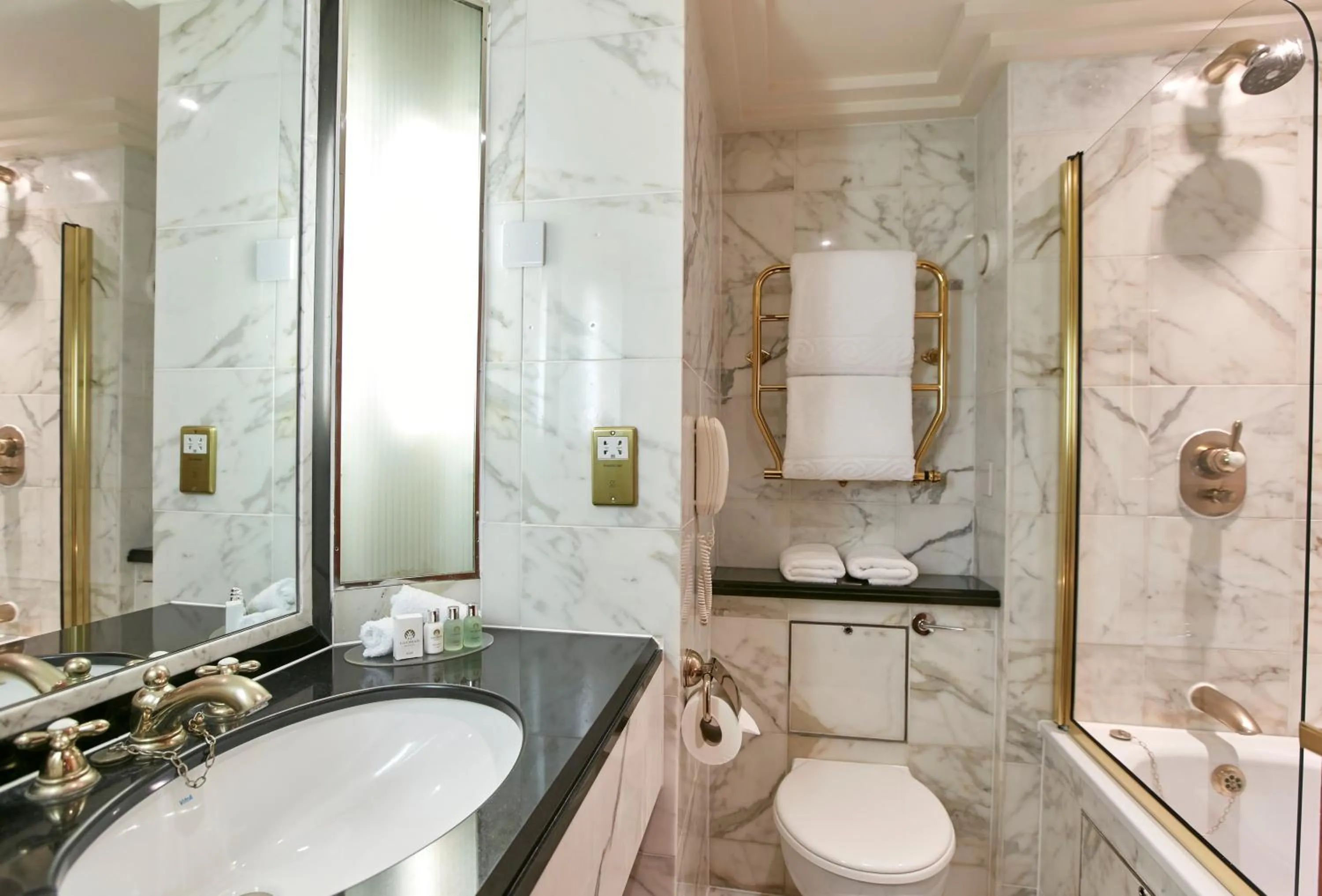 Toilet in The Tower Hotel, by Thistle