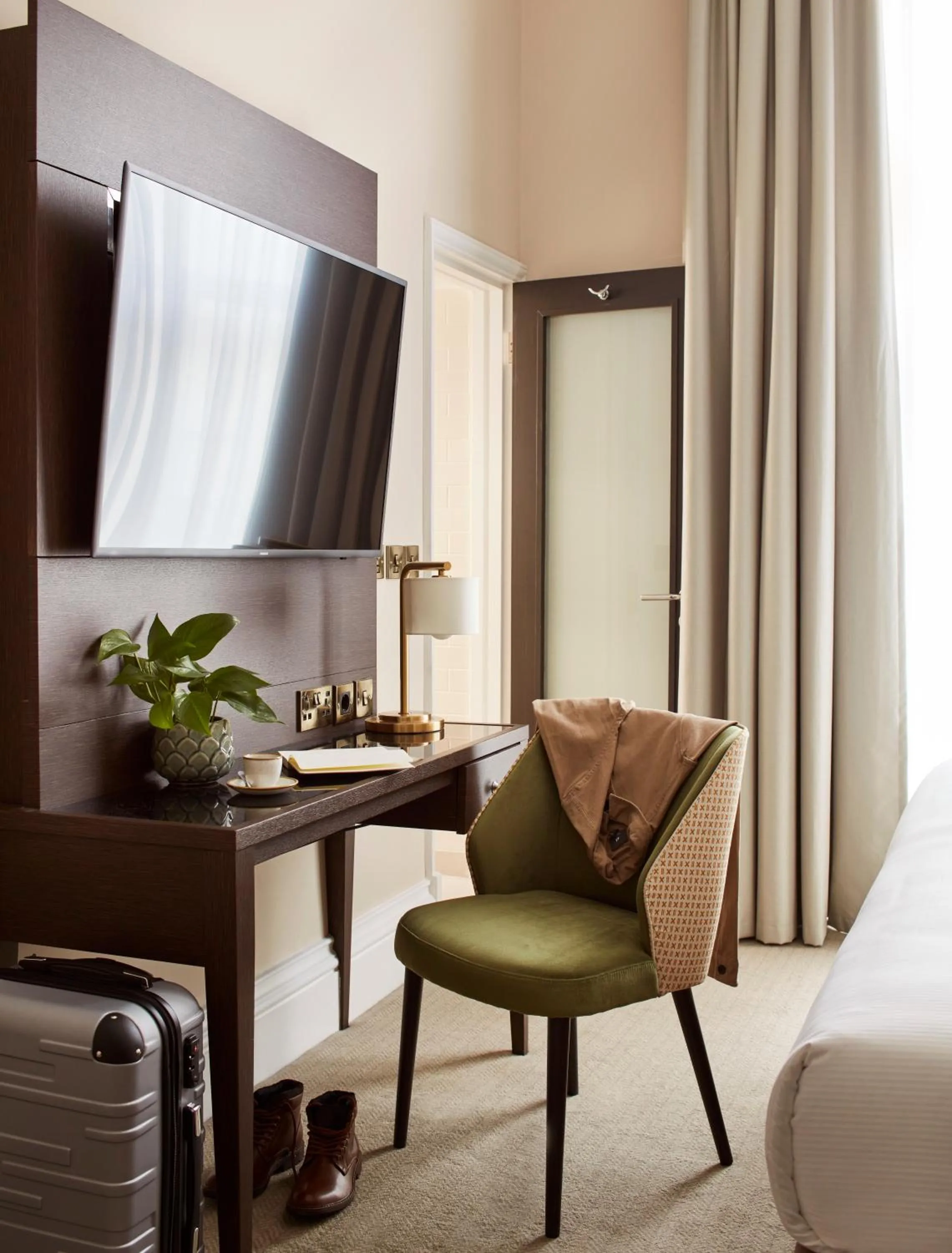 Bedroom in The Clermont London, Victoria