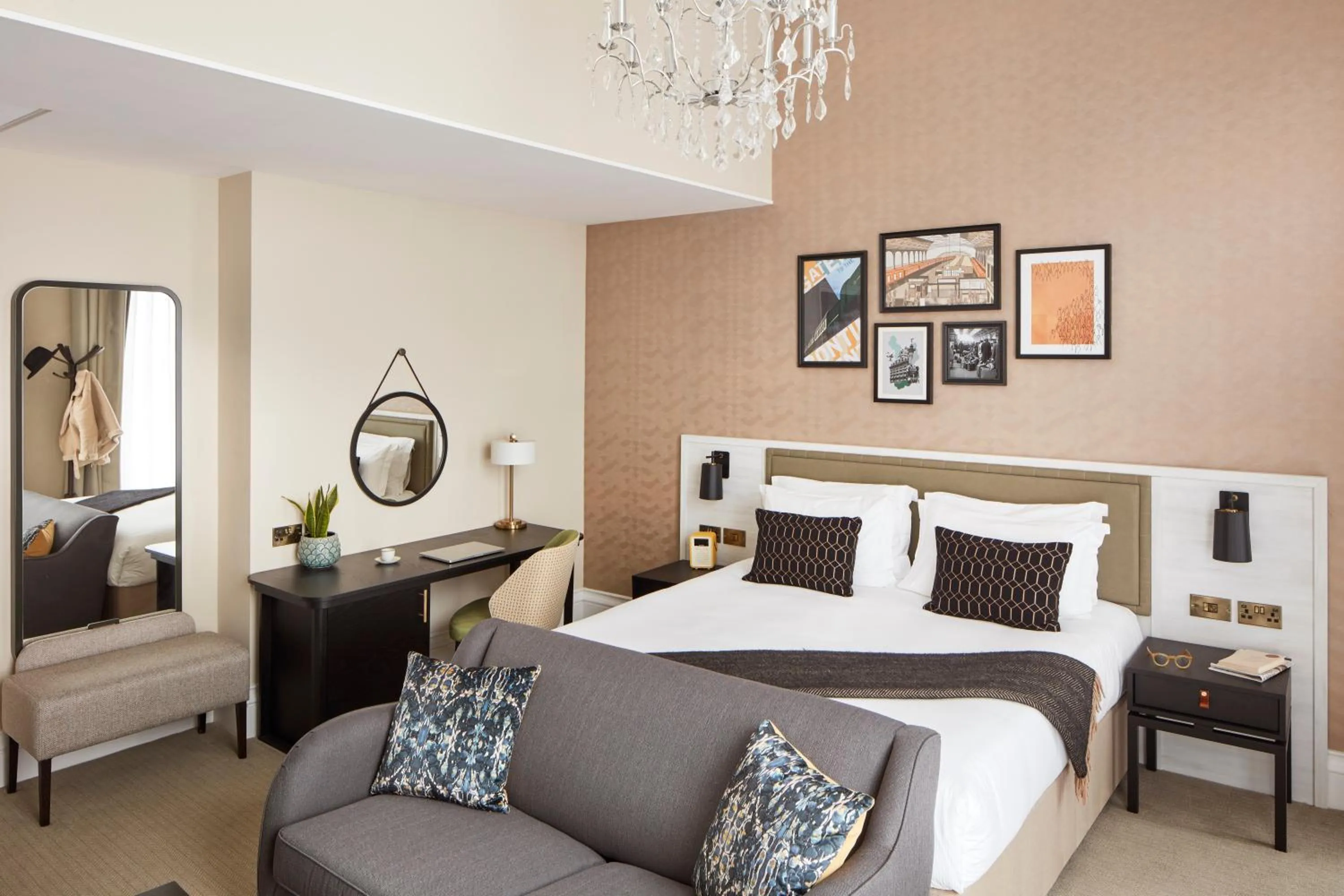 Bedroom, Bed in The Clermont London, Victoria