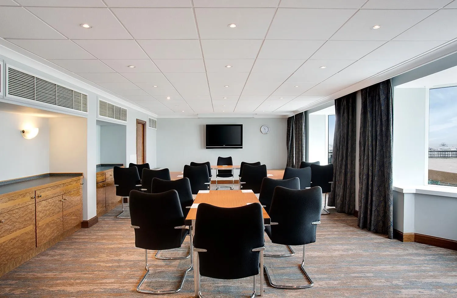 Meeting/conference room in Leonardo Royal Hotel Brighton Waterfront