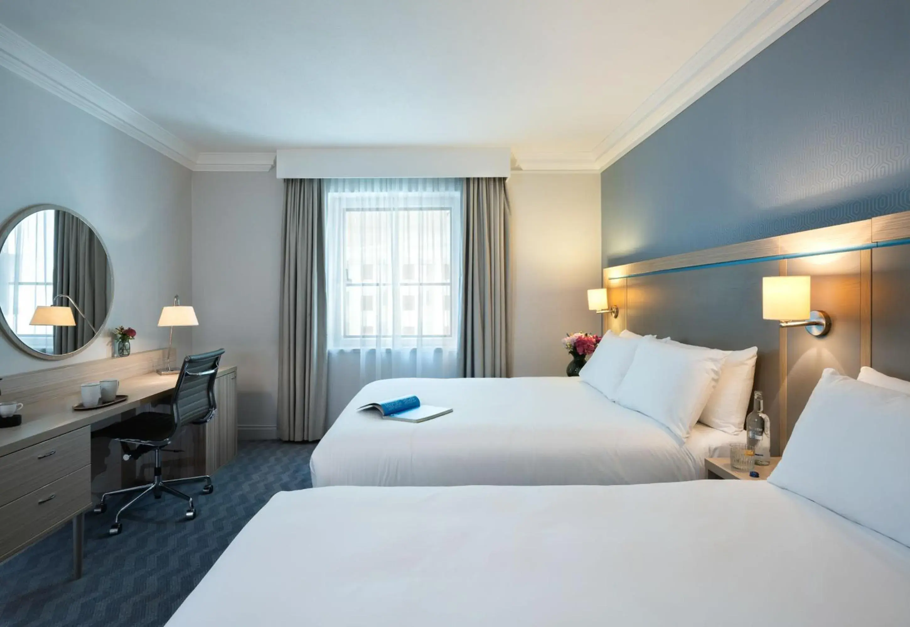 Standard Twin Room in Leonardo Royal Hotel Brighton Waterfront Standard Twin Room in Leonardo Royal Hotel Brighton Waterfront