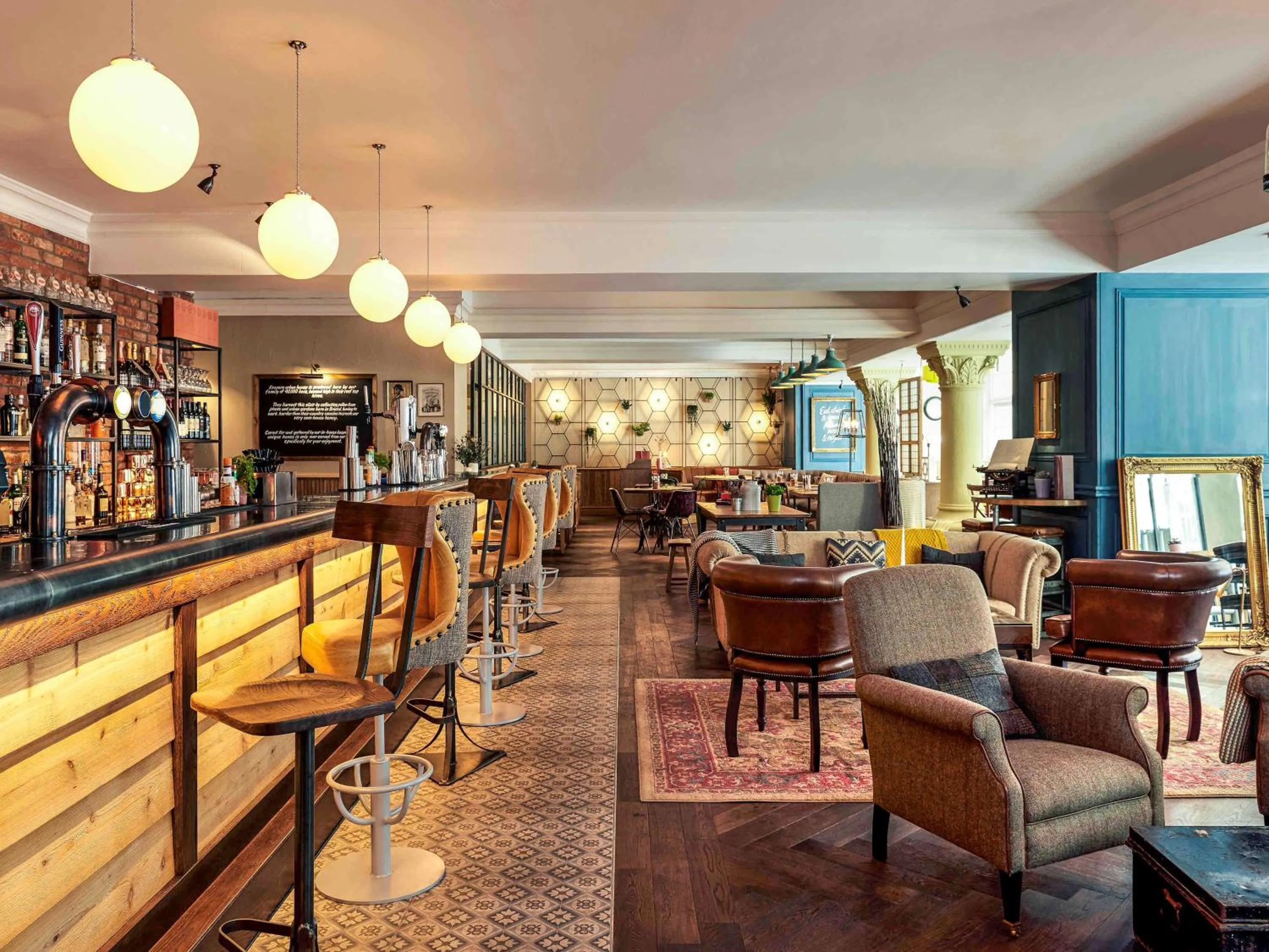 Lounge or bar in The Grand Bristol By Sunday