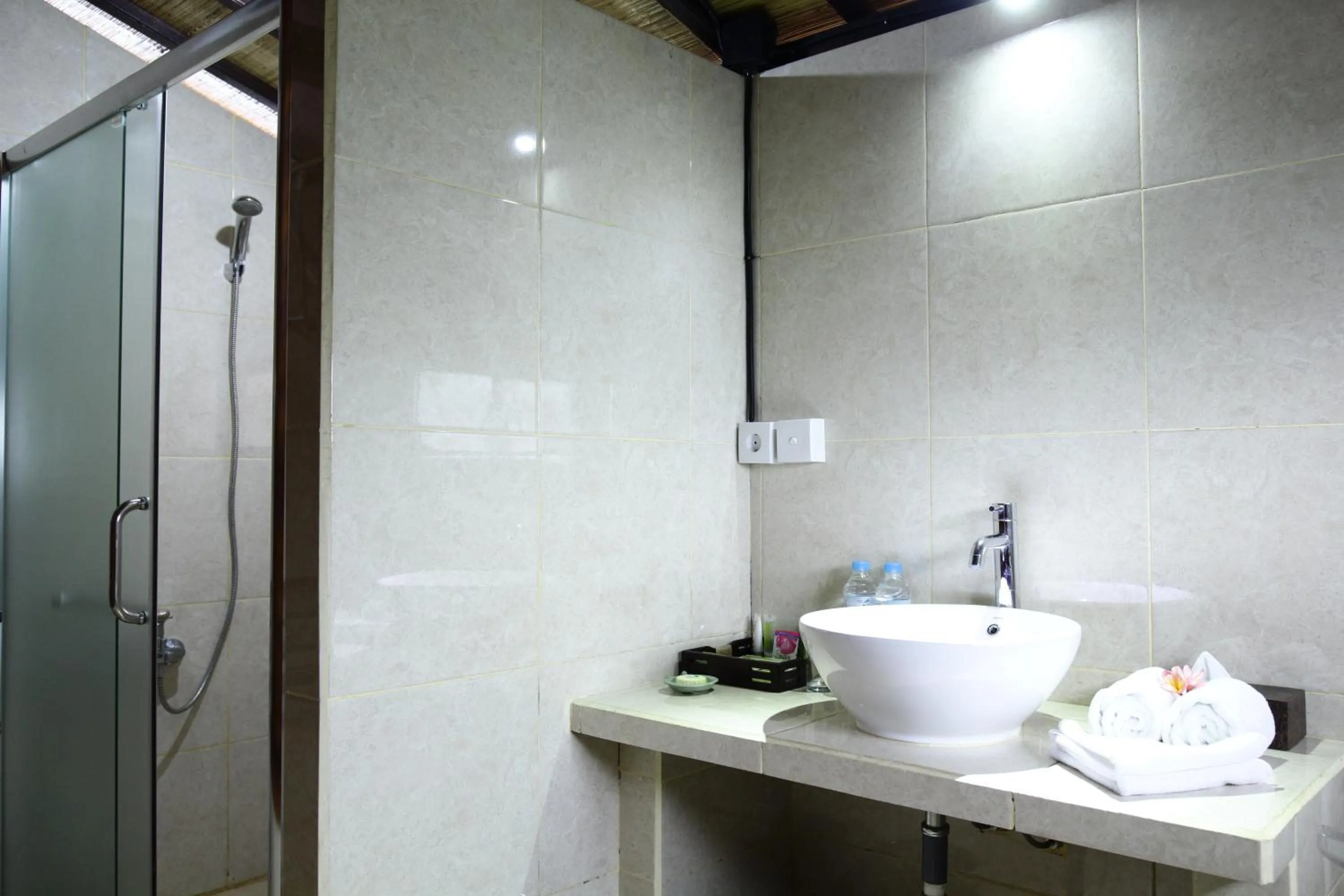 Bathroom in Puri Karang Besakih
